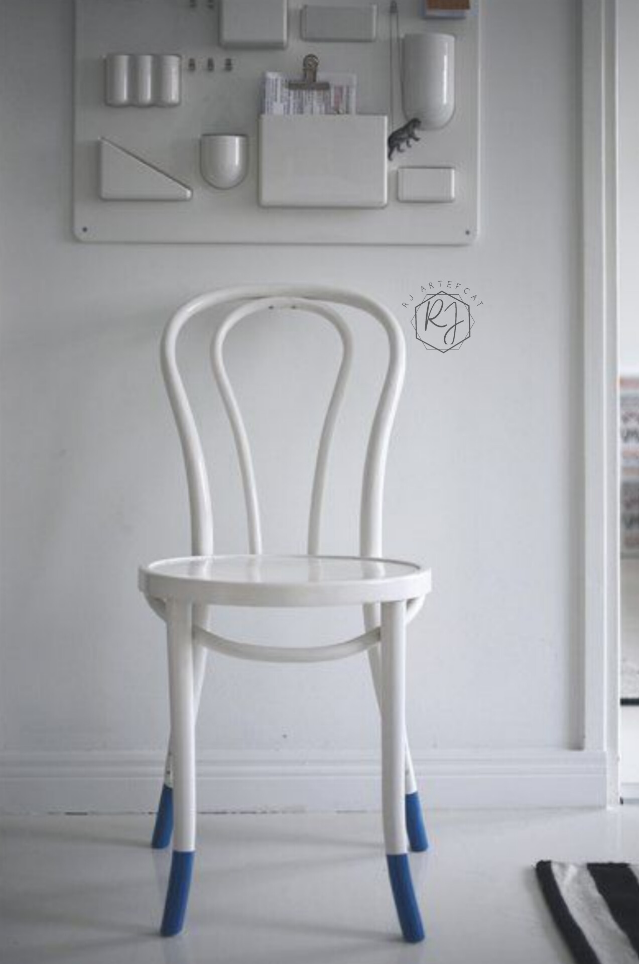 Classic Bentwood Metal Chair