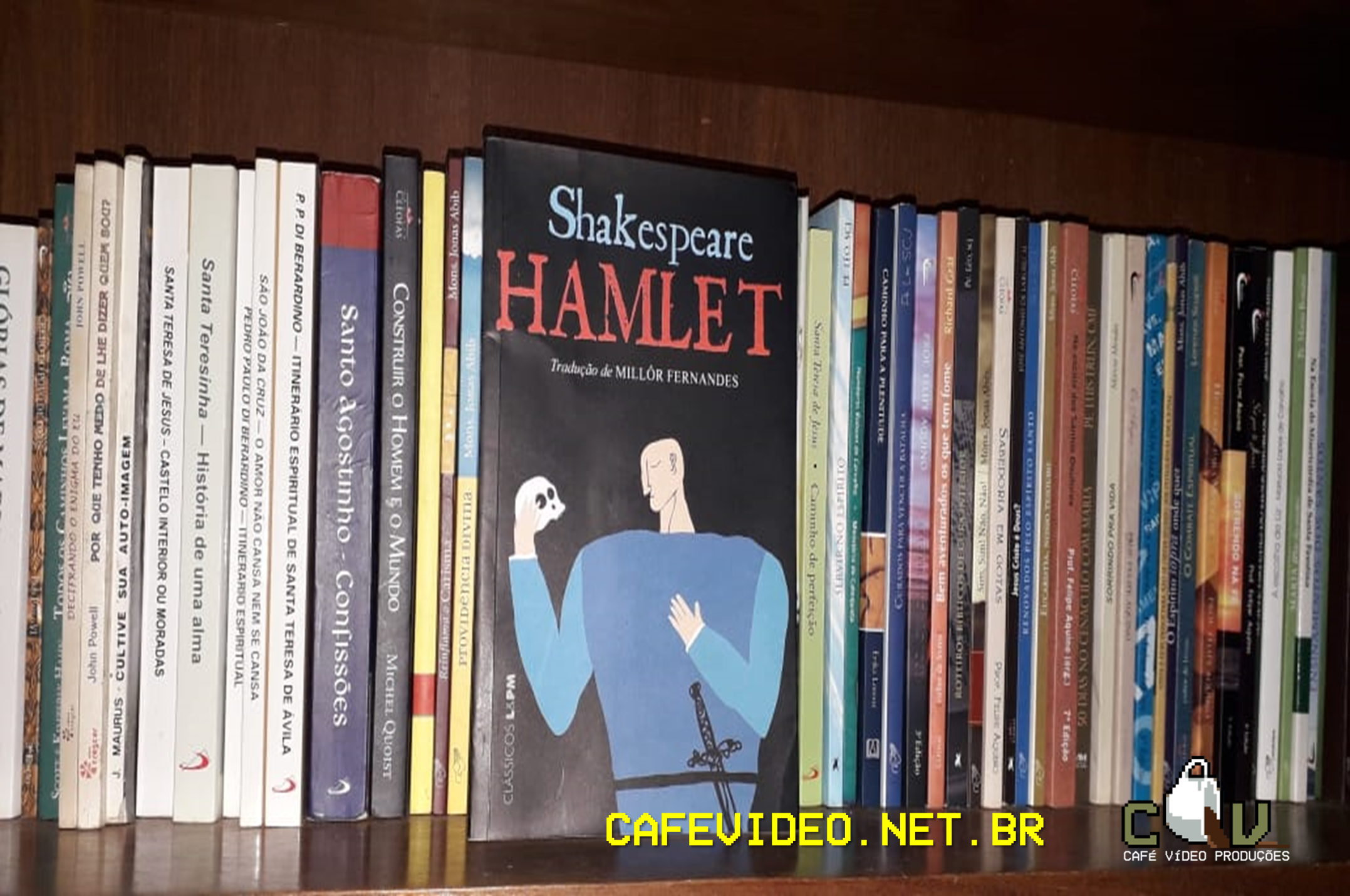 Livro "Hamlet"