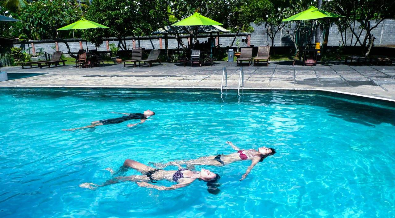 Intro Dive, Pool Practice Discover Scuba Dive