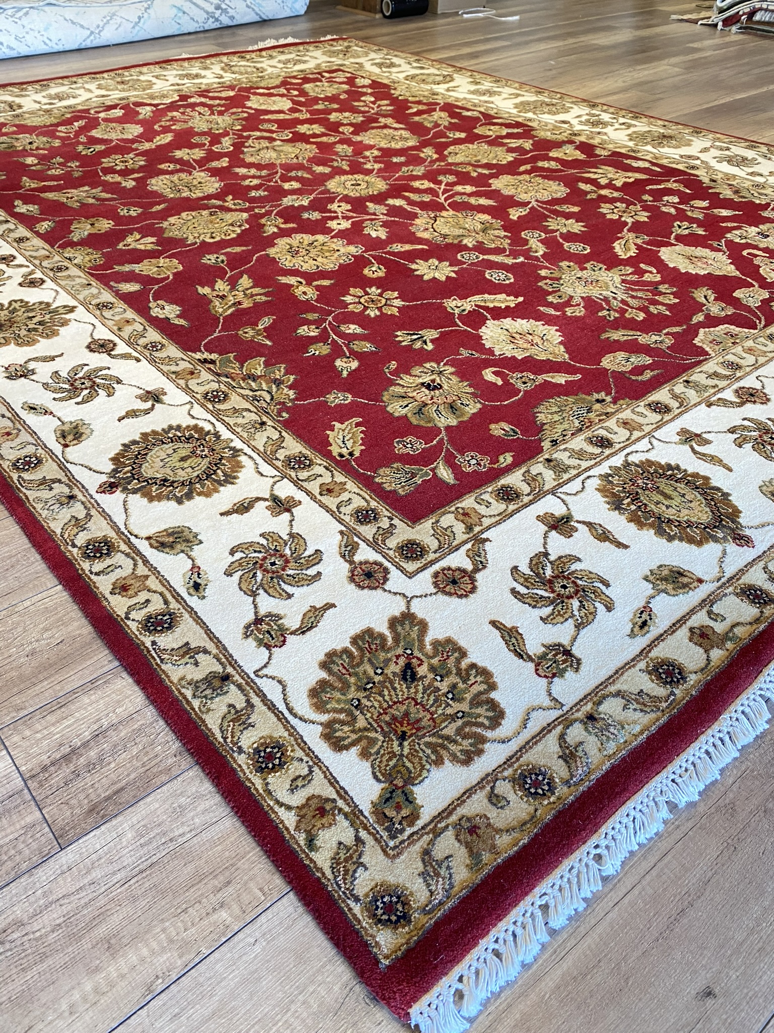 Elegant Persian Style Area Rug 8x10ft