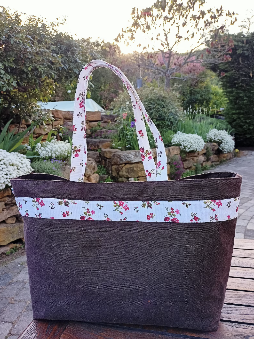 Sac de plage, sac cabas en lin, doublé liberty. avec poches intérieures