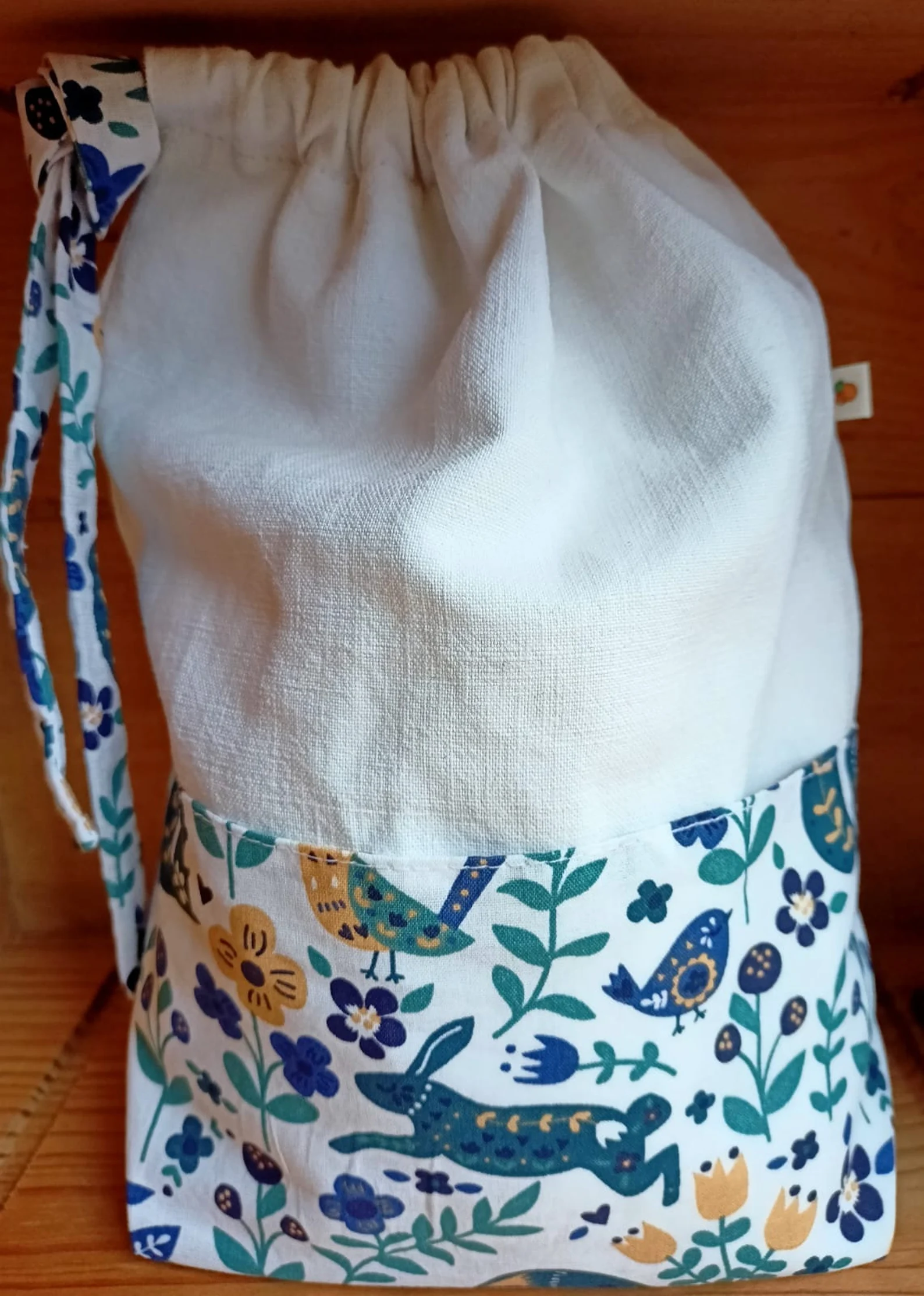 Pochon, sac cadeau 0 déchet, sac à doudou, sac à goûter, en cretonne et lin, renard bleu et porte-carte