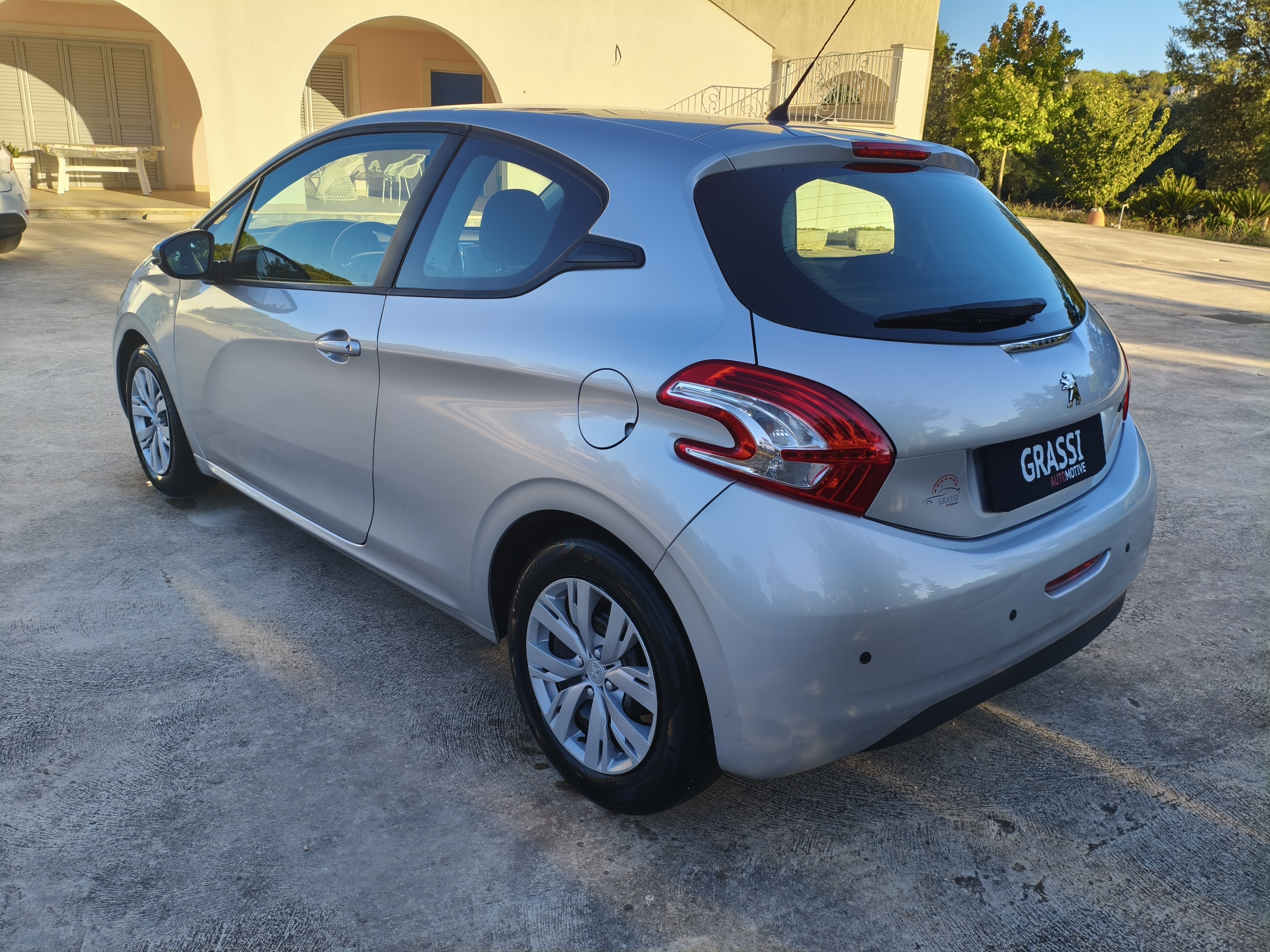 Peugeot 208 1.4 HDi Active