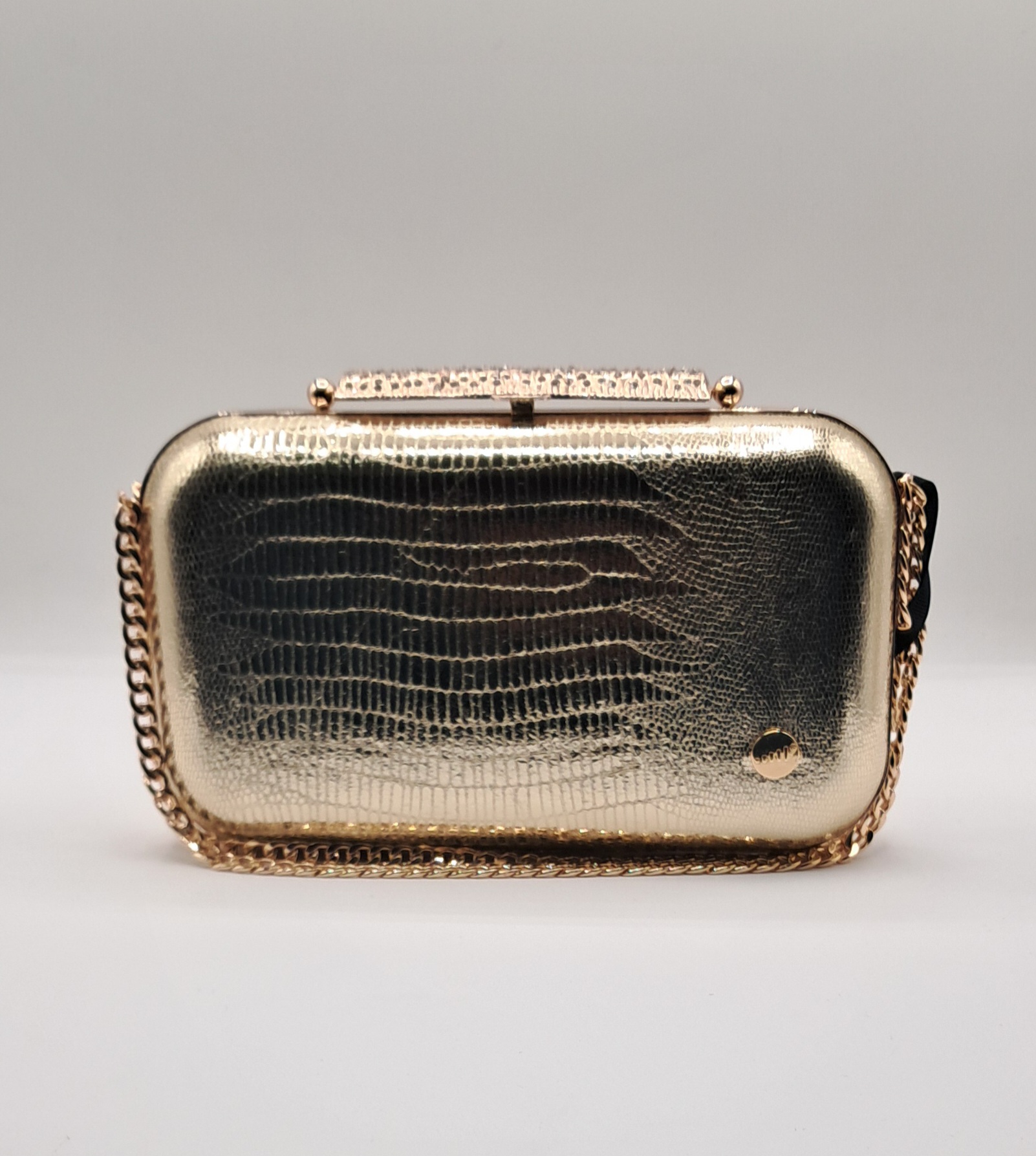 BOLSO CLUTCH (VOLUM) COL. DORADO ref.15069