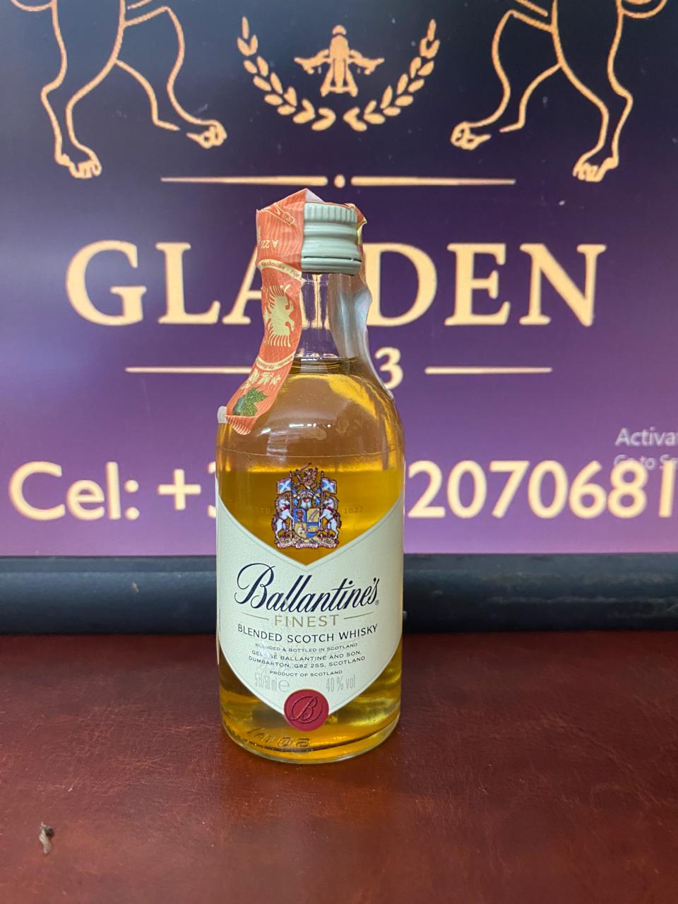 Ballantine's Finest Blended Scotch Whisky miniatur