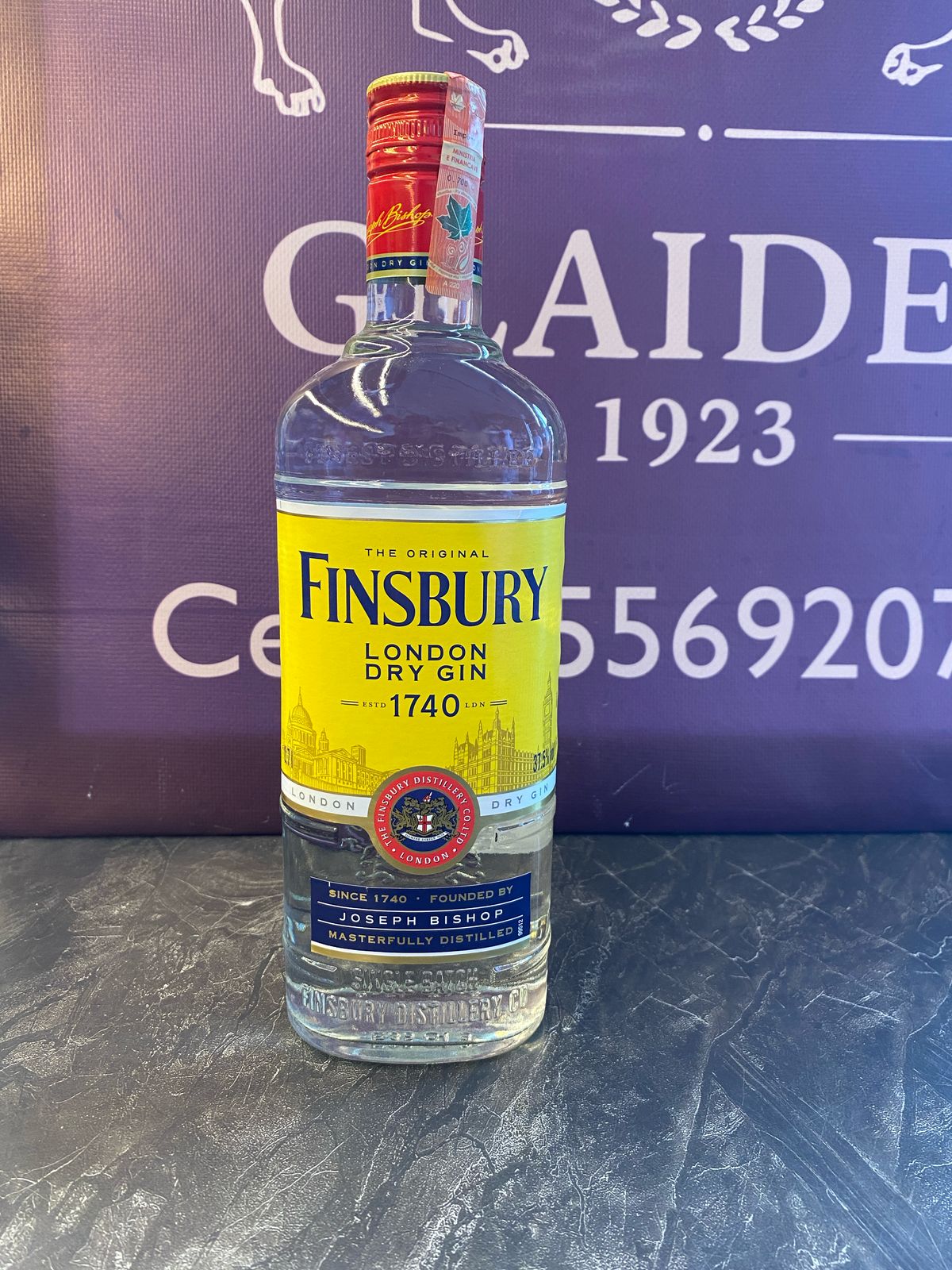 Finsbury London Dry Gin