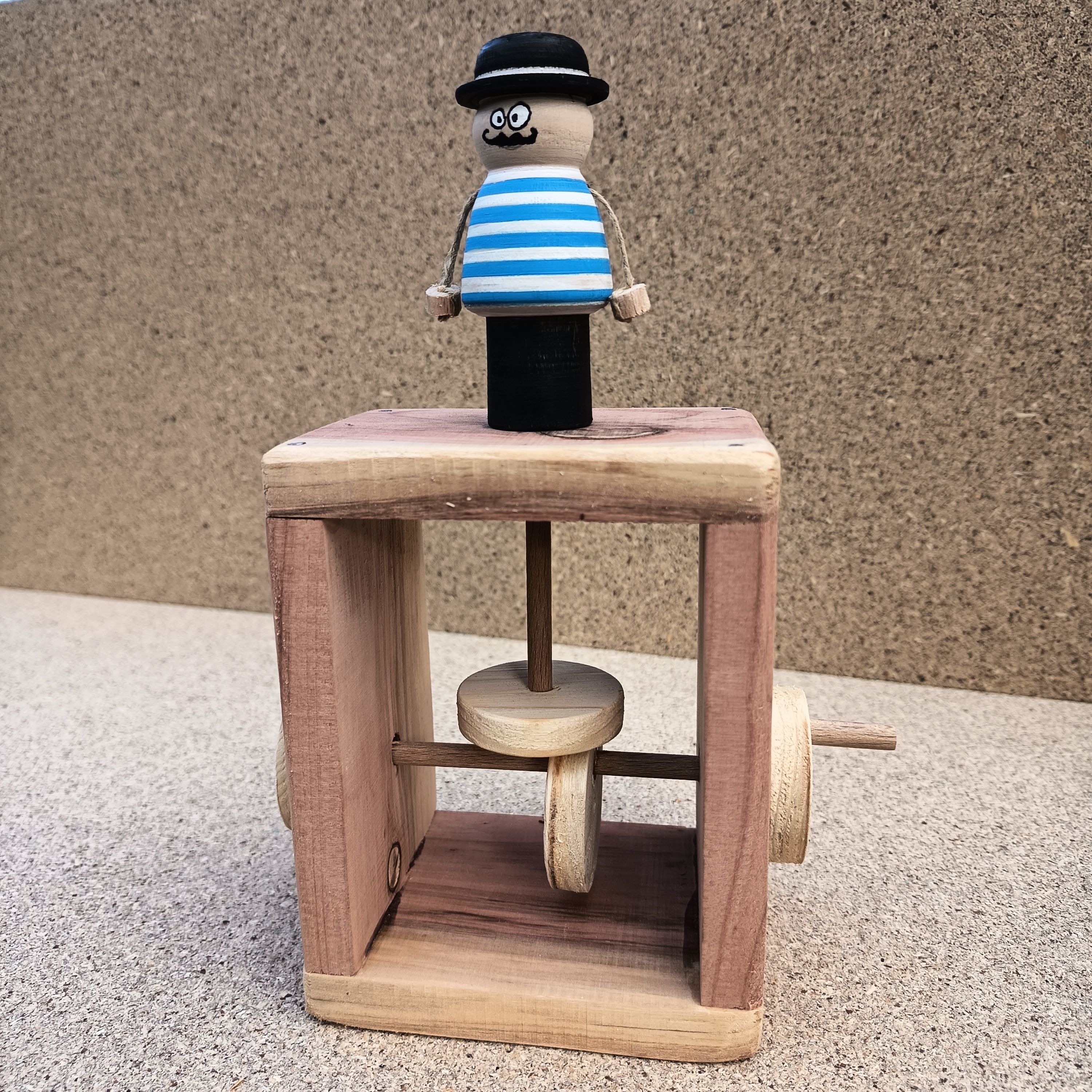 Bigouden - Chapeau rond - Engrenages primitifs