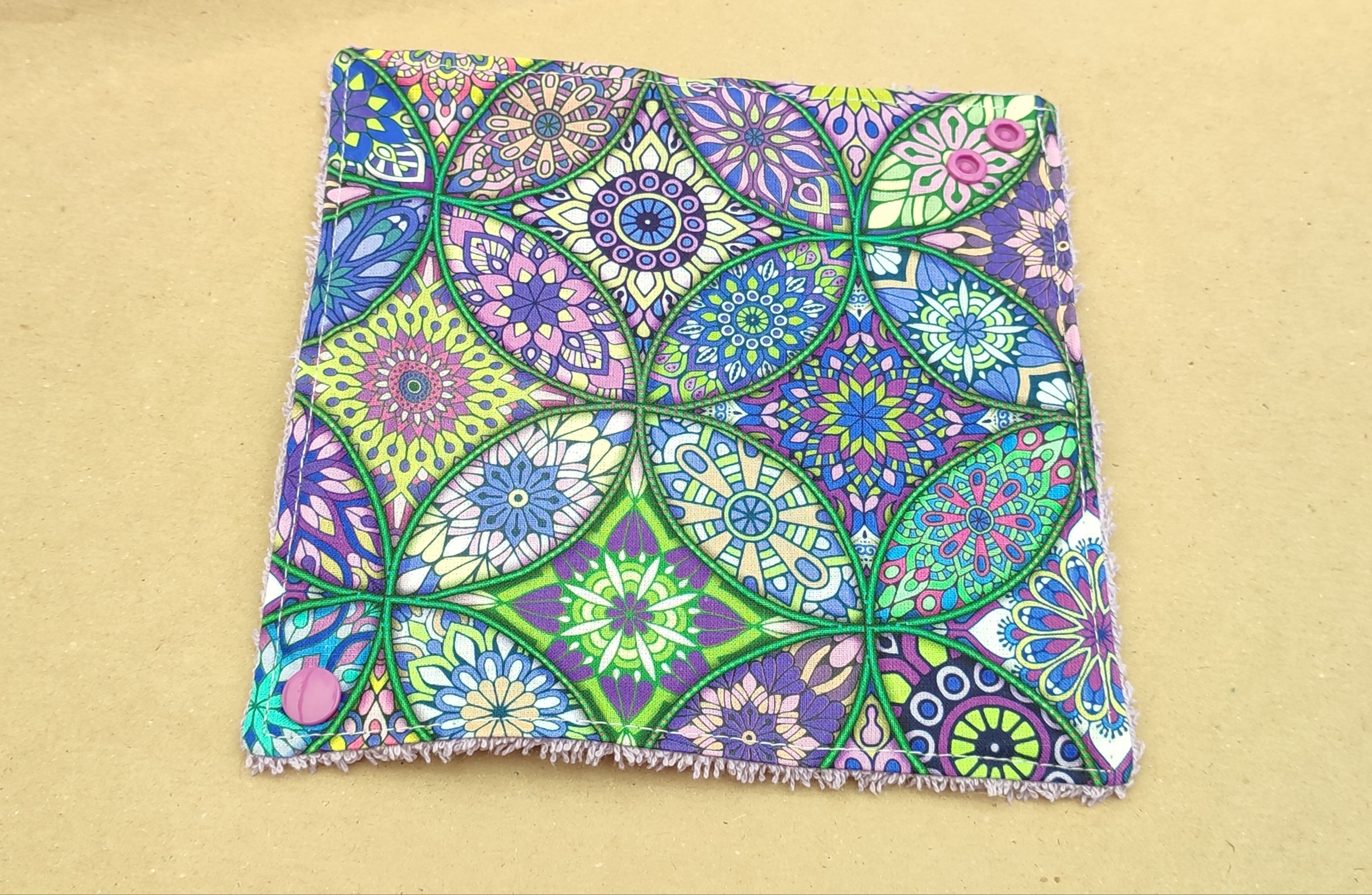 pochette à savon et essuie main , wrap à savon , étui à savon 