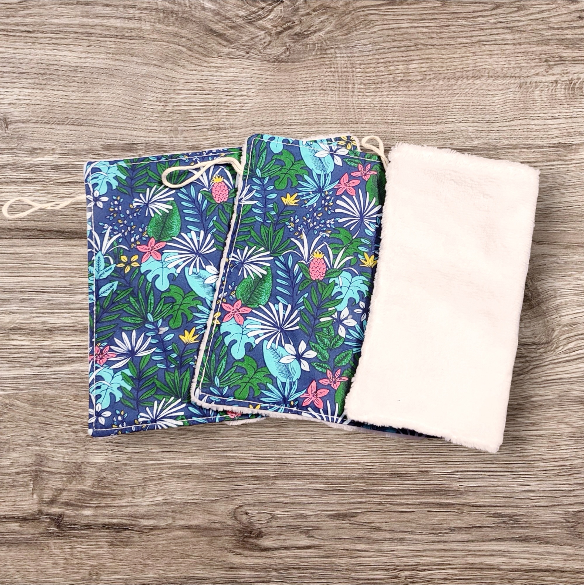 Serviette pour le visage