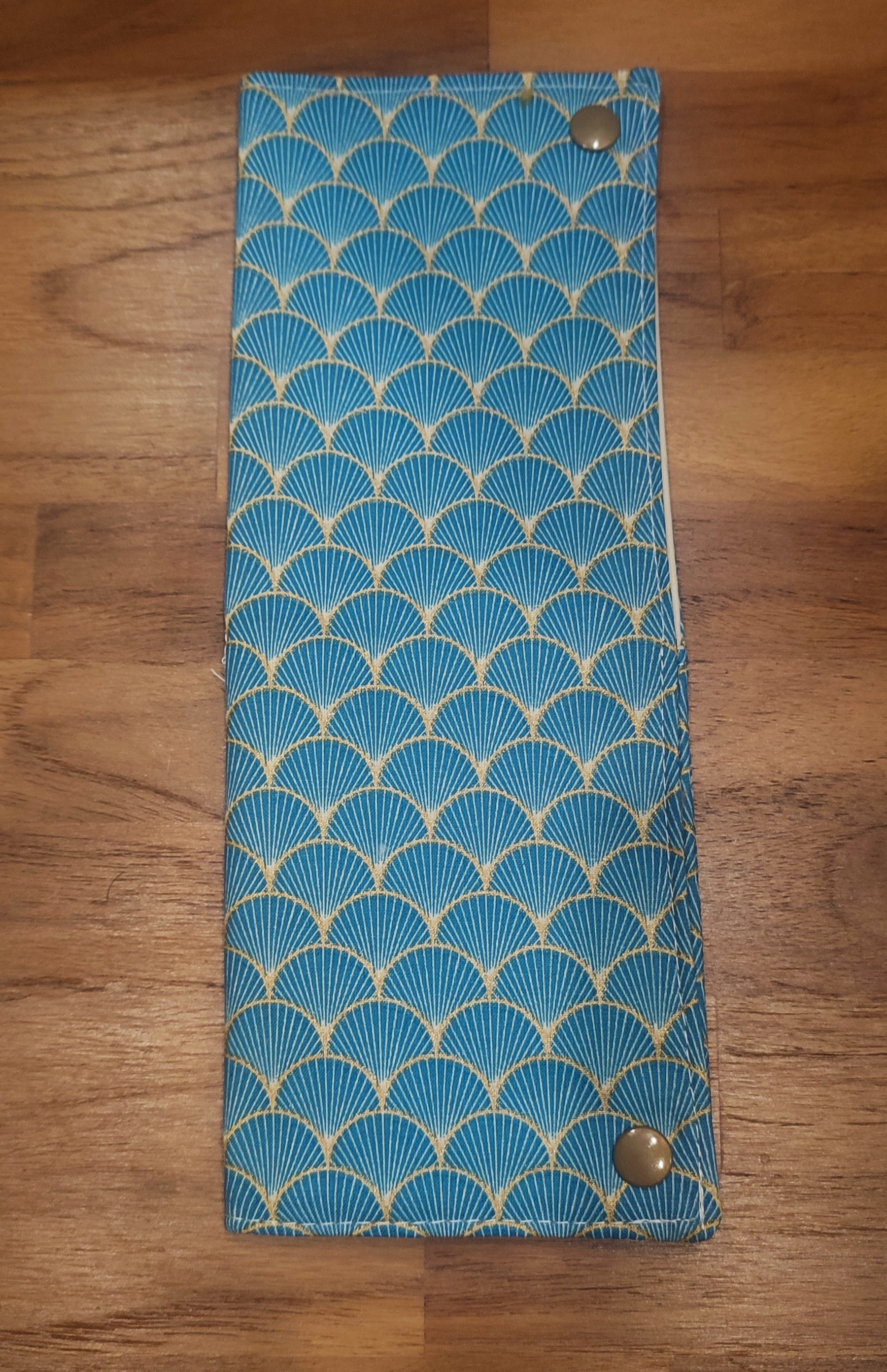 Pochette imperméable pour brosse à dents et dentifrice