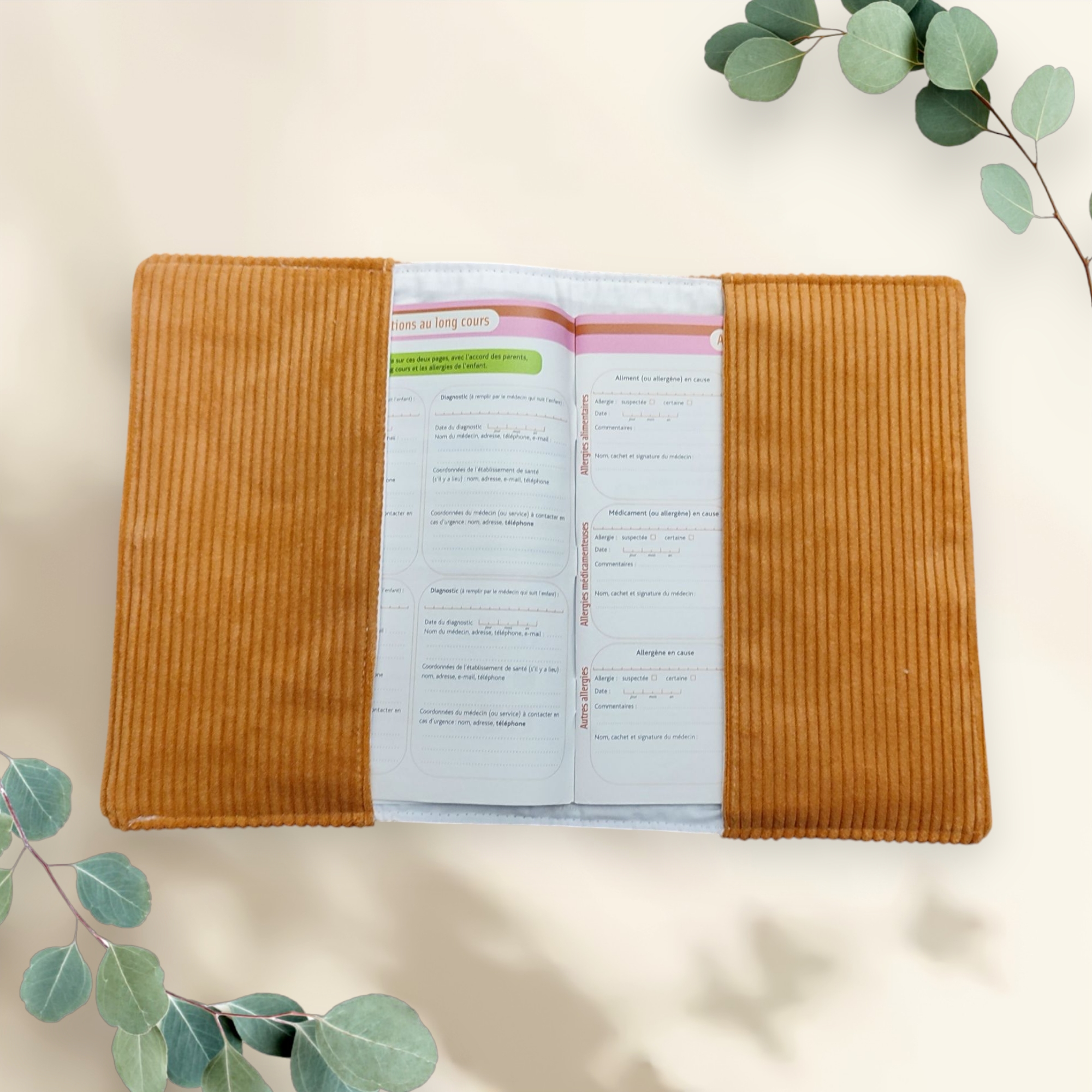 Protège carnet de santé réservée à Marie