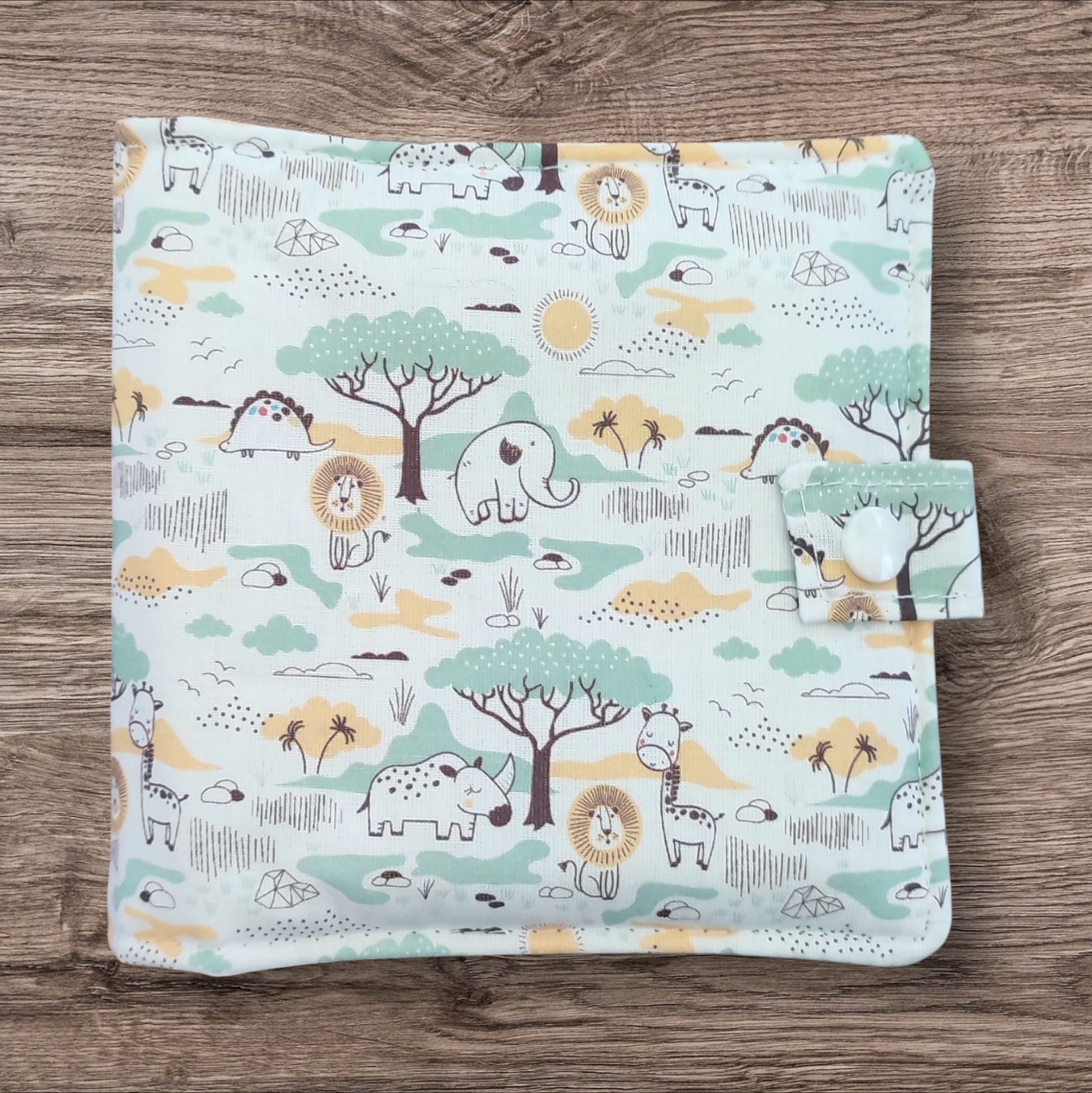 Lingettes pour bébé et leur pochette de rangement