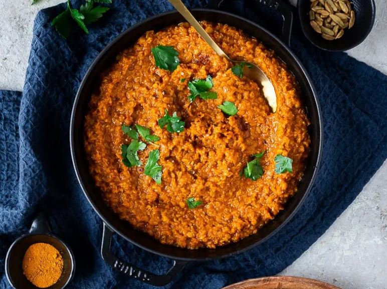 Ragoût de lentilles rouges sauce ópicée - ቀይ ምስር ወጥ
