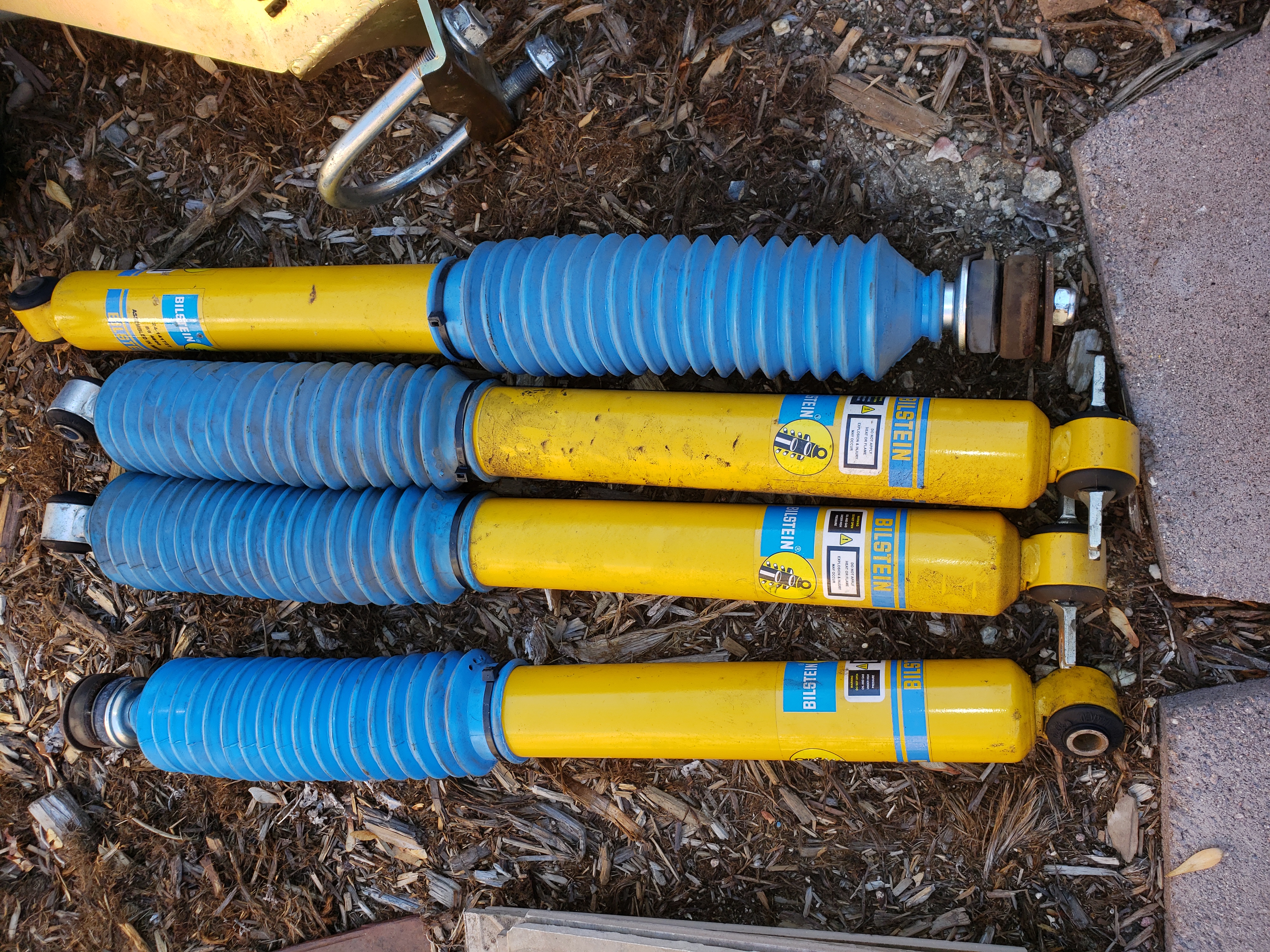 Bilstein 4600 shocks - used