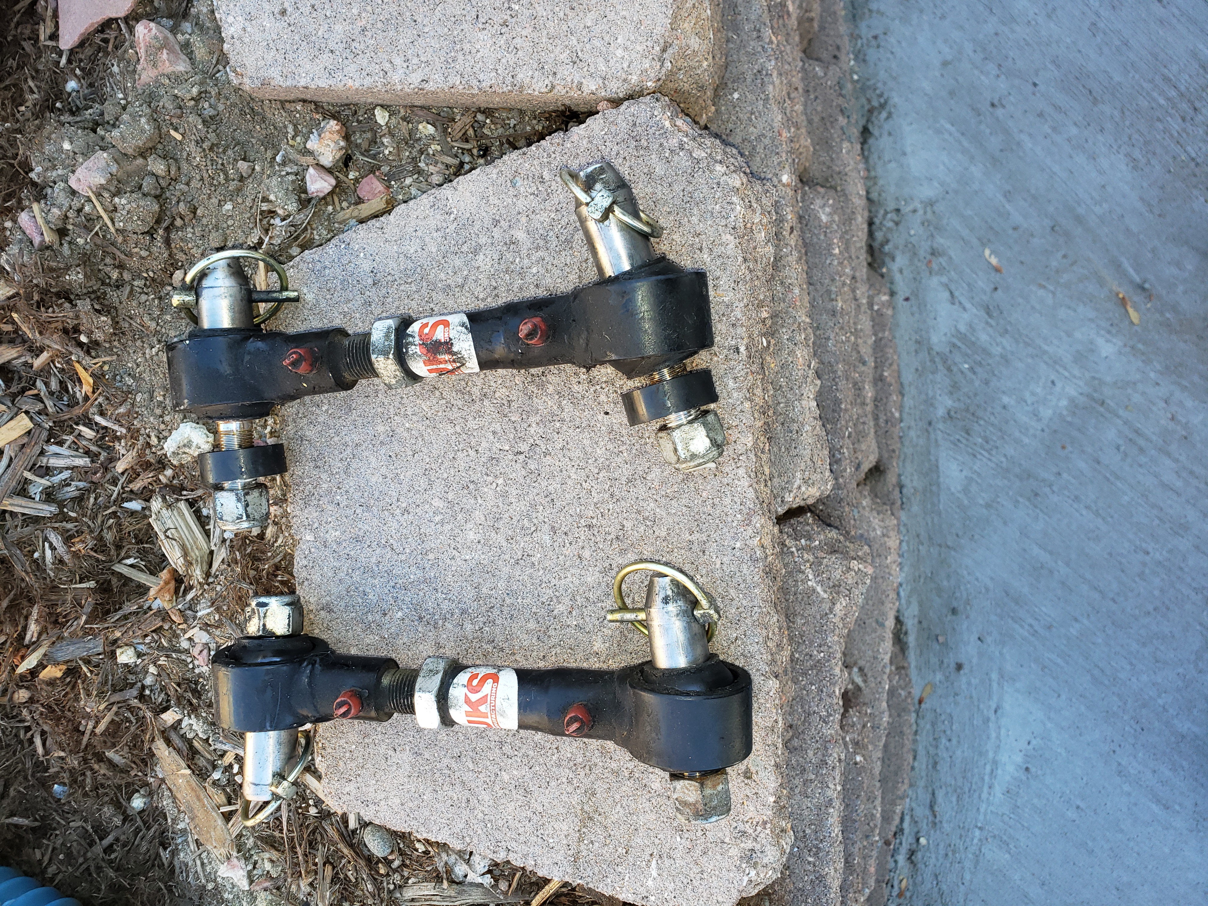 JKS quick disconnects - Used