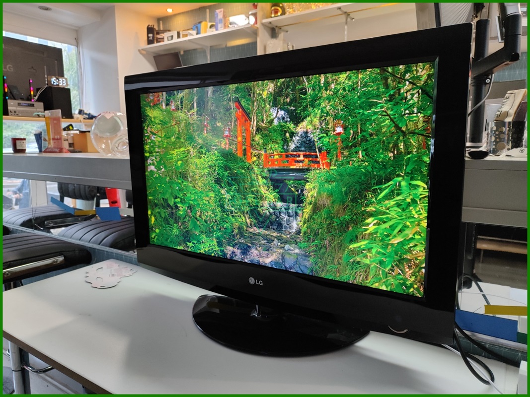 📺 TV LG 32LF2510 (2010) - 32" HD Ready, LED, Compact et Performant