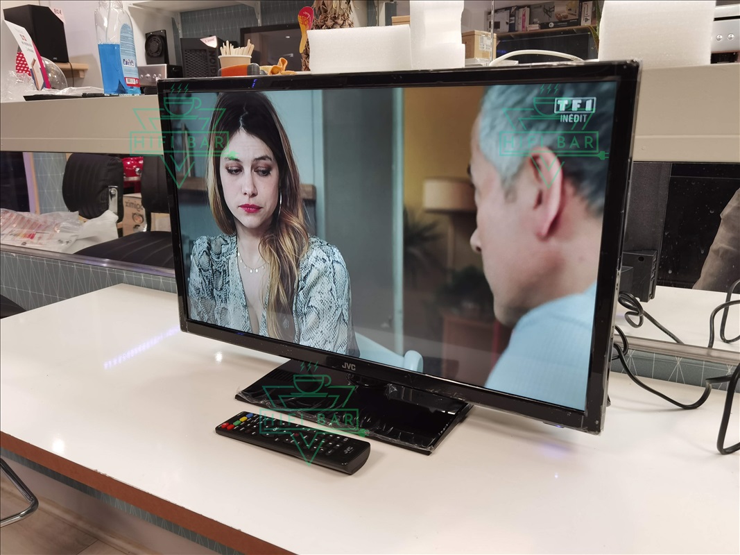 Petite HD Ready LED TV JVC 24" 60cm TV Neuve