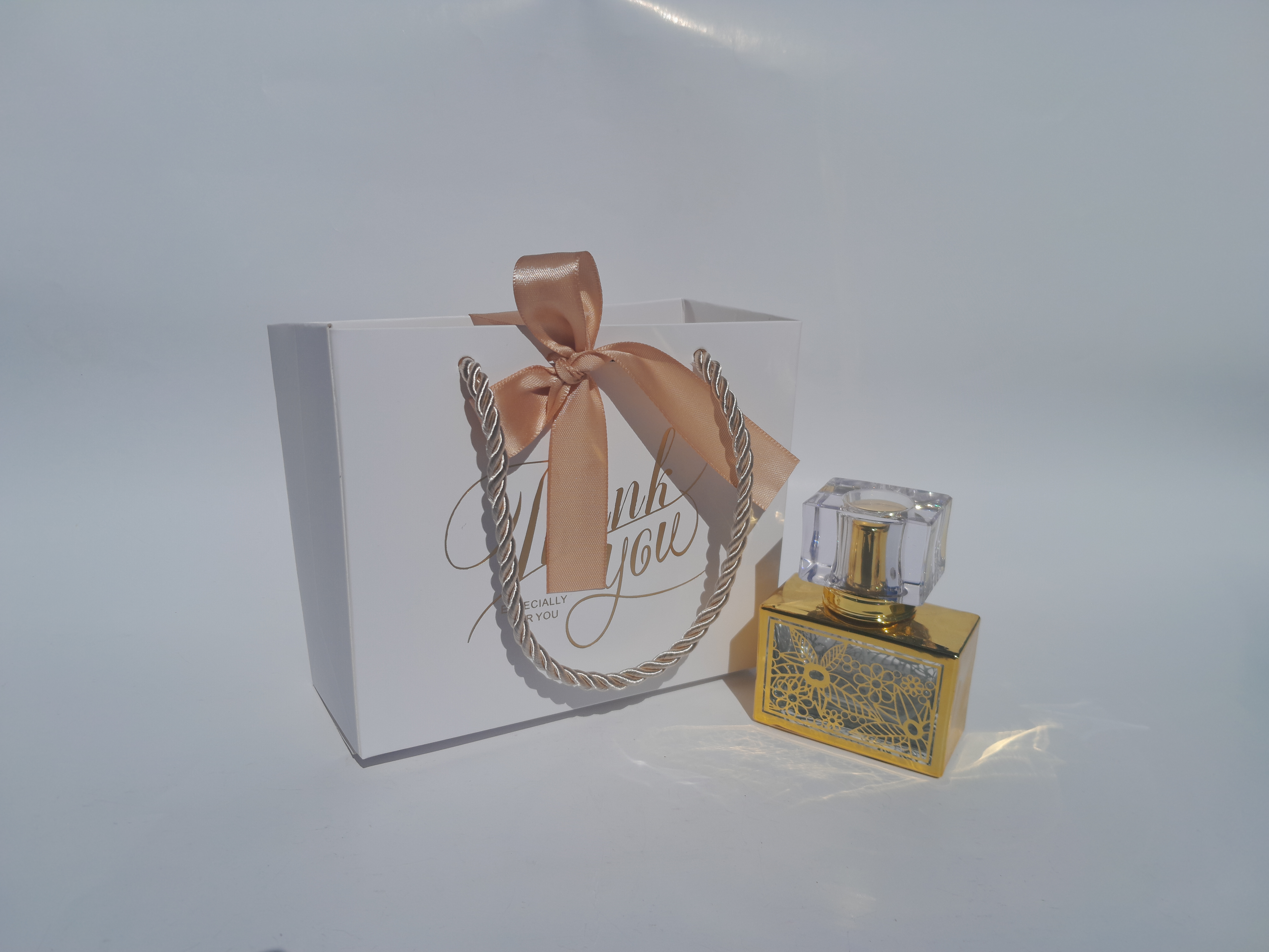 Unique & Personalized Wedding Thank You Gifts