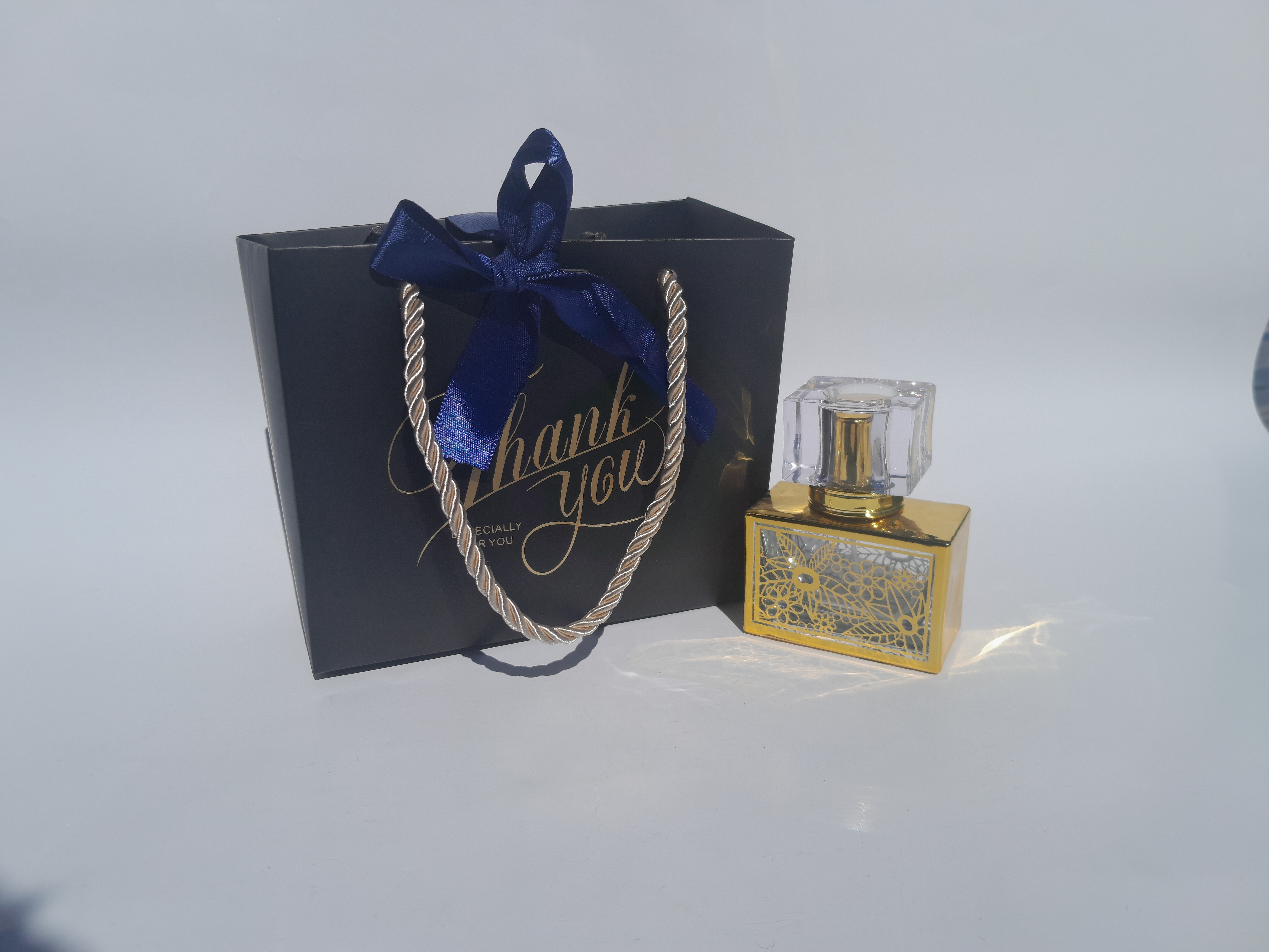 Unique & Personalized Wedding Thank You Gifts