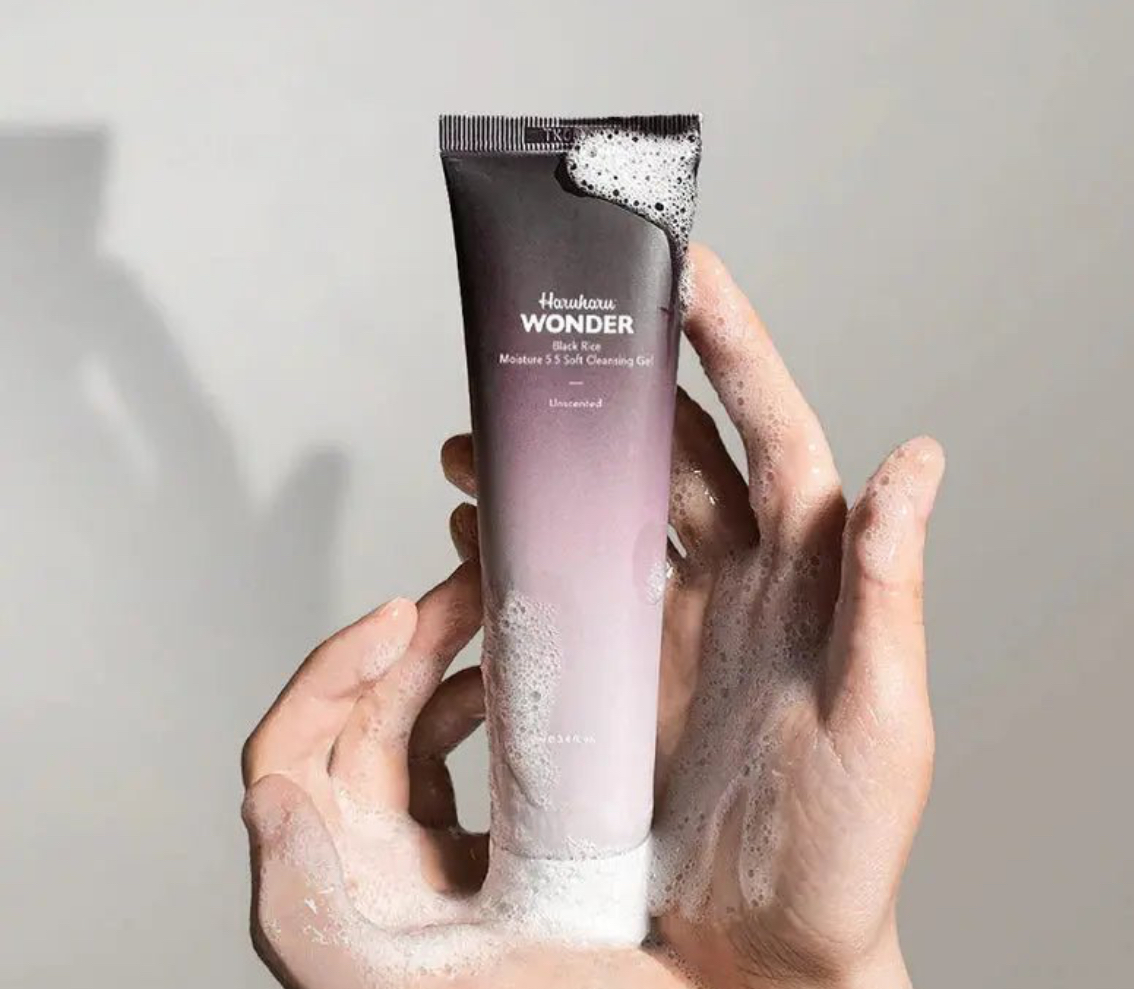 Haruharu WONDER - Gel nettoyant hydratant doux 5.5 au Riz Noir 100 ml