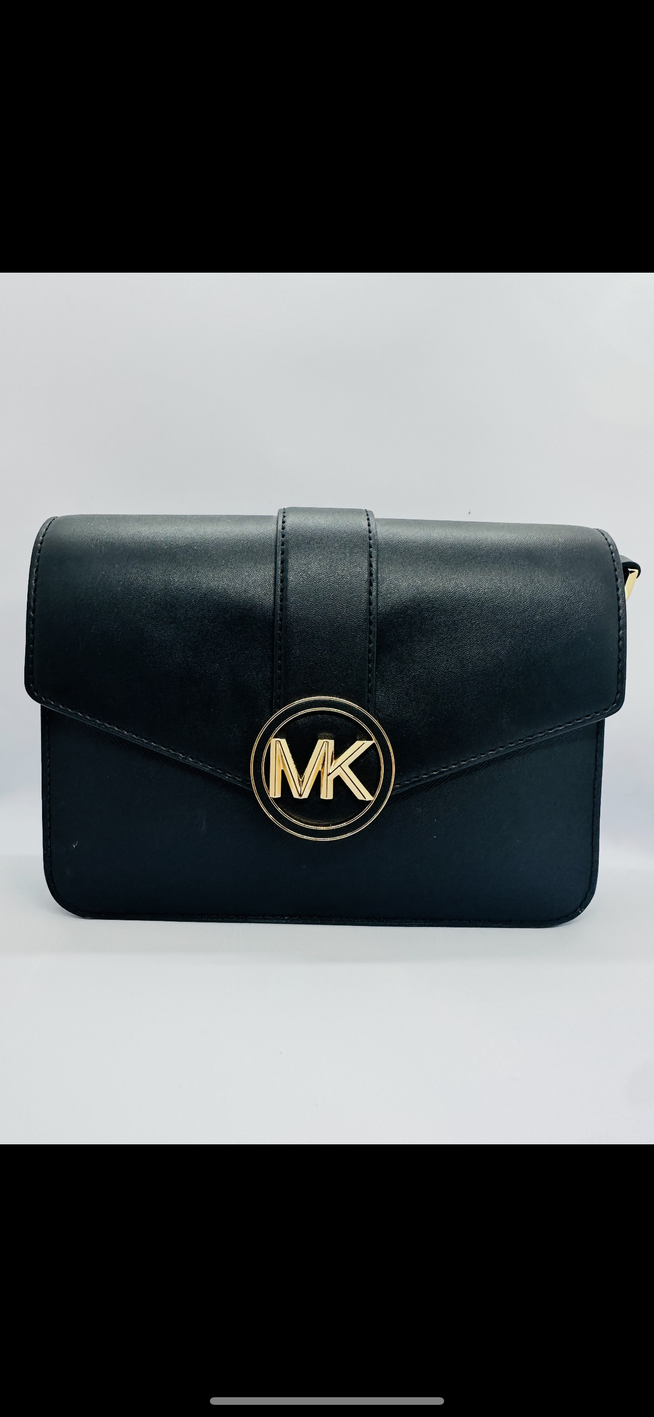 Michael Kors Carmen MD Shoulder Bag