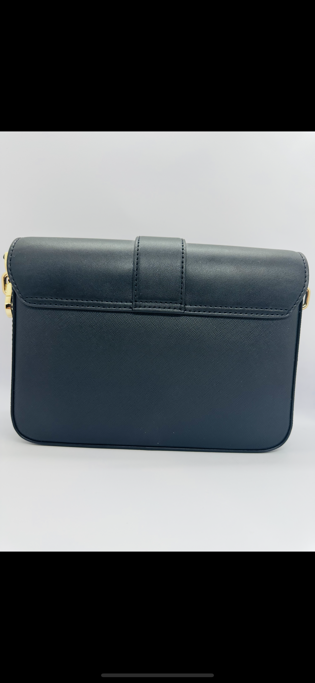 Michael Kors Carmen MD Shoulder Bag