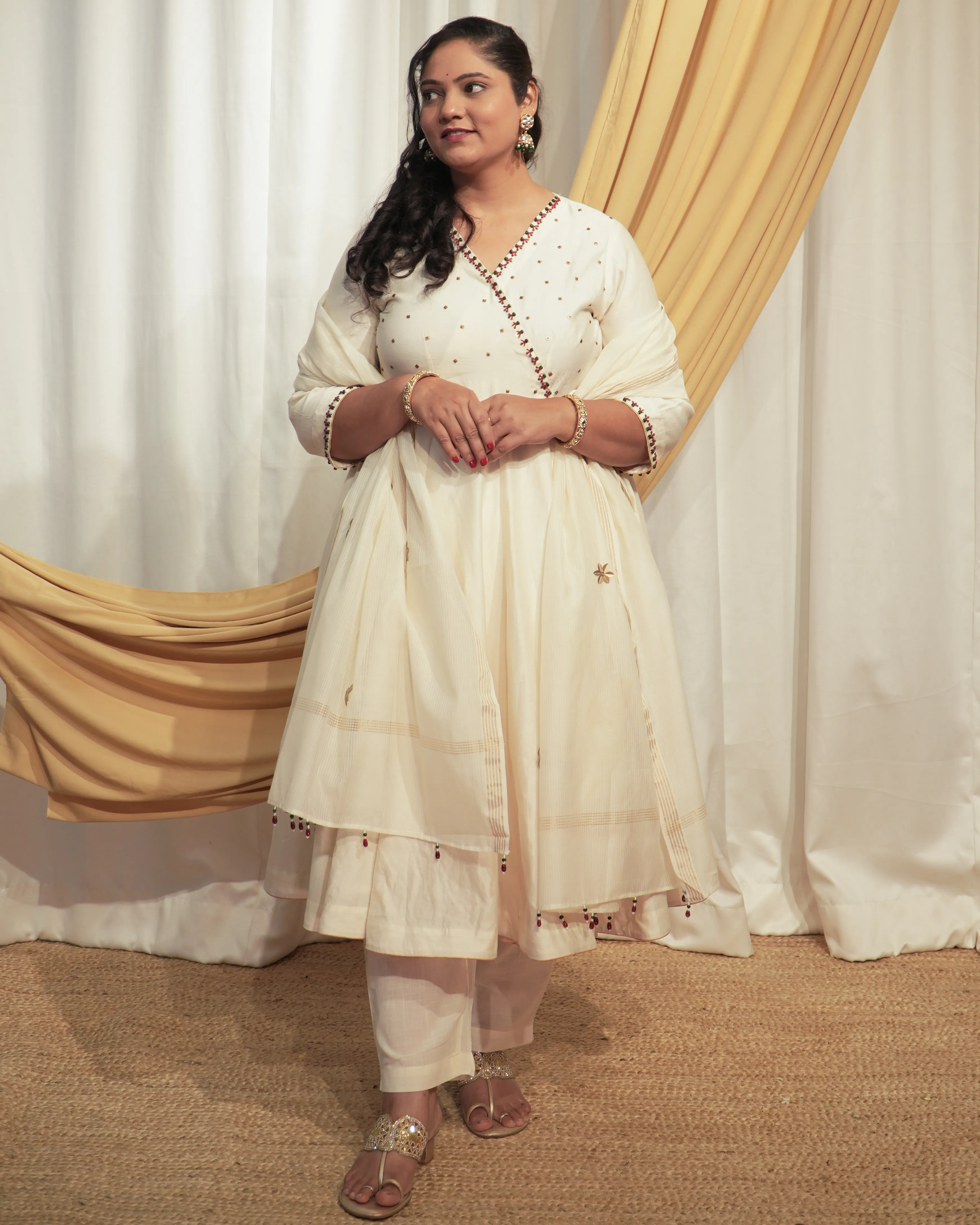 Off white Chanderi Anarkali Kurta set with Dupattas