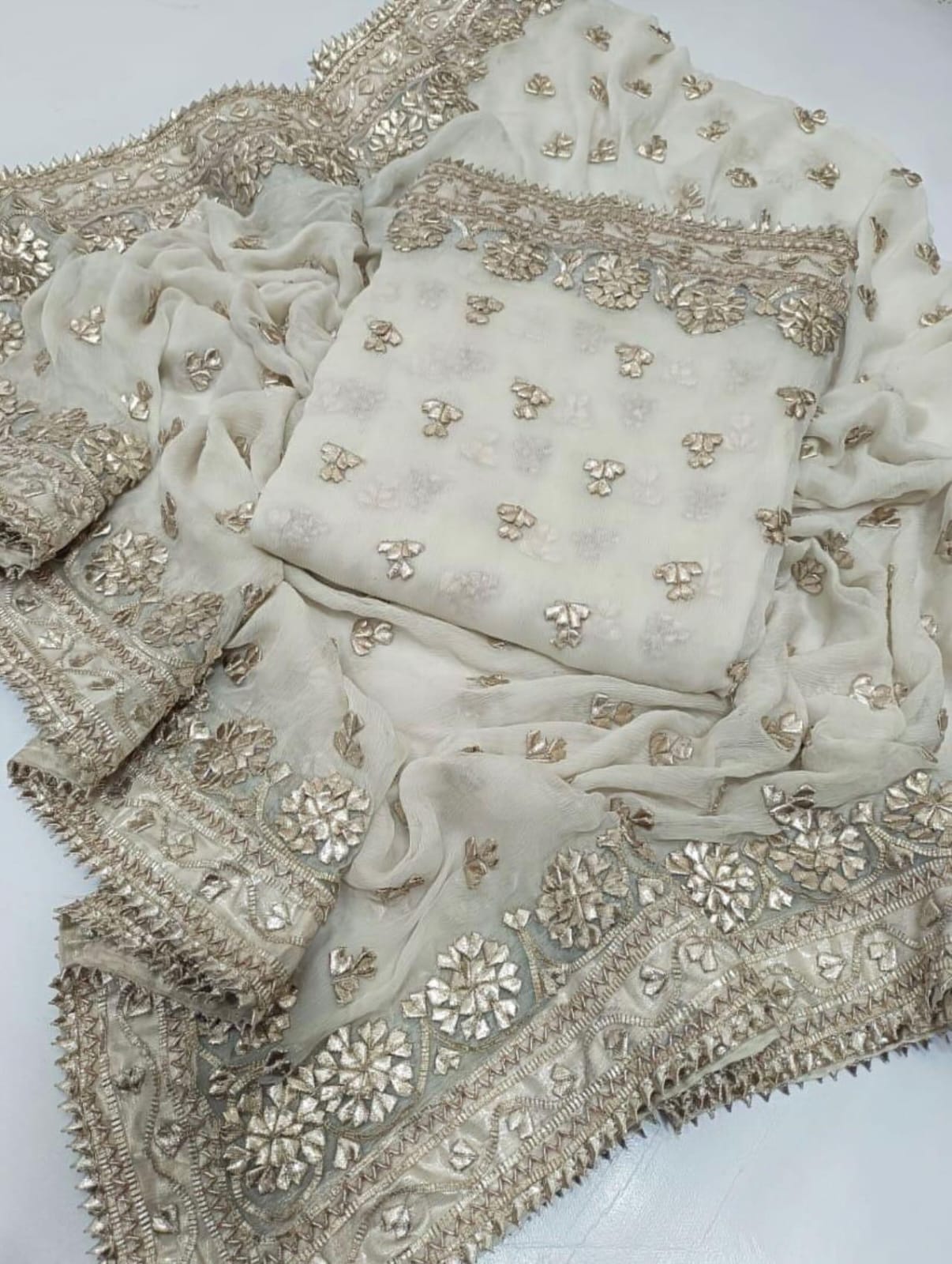 Handwork   Beautiful antique fancy Gota work
