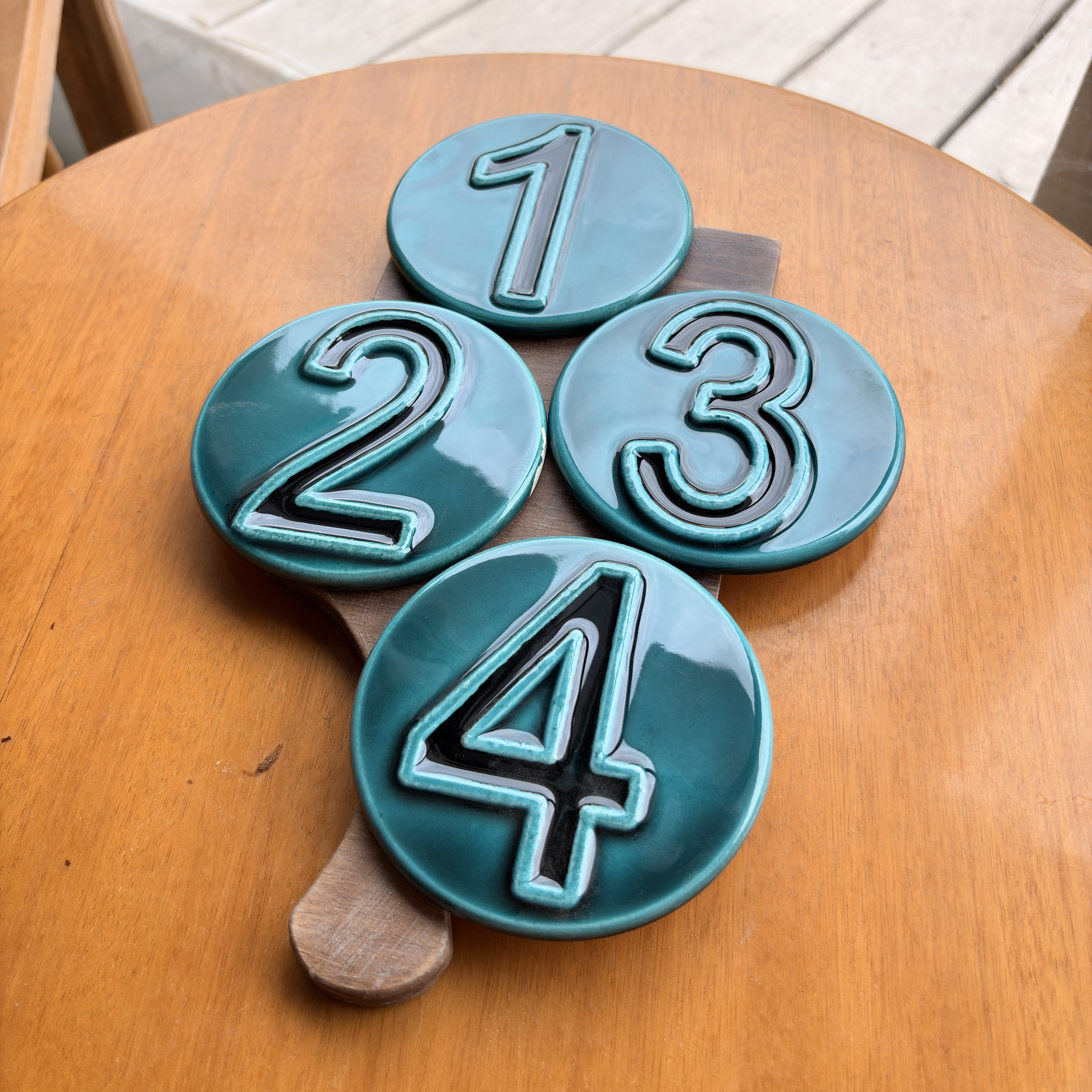 Turkuaz Sırlı Kapı Numarası Kabartma Sayı