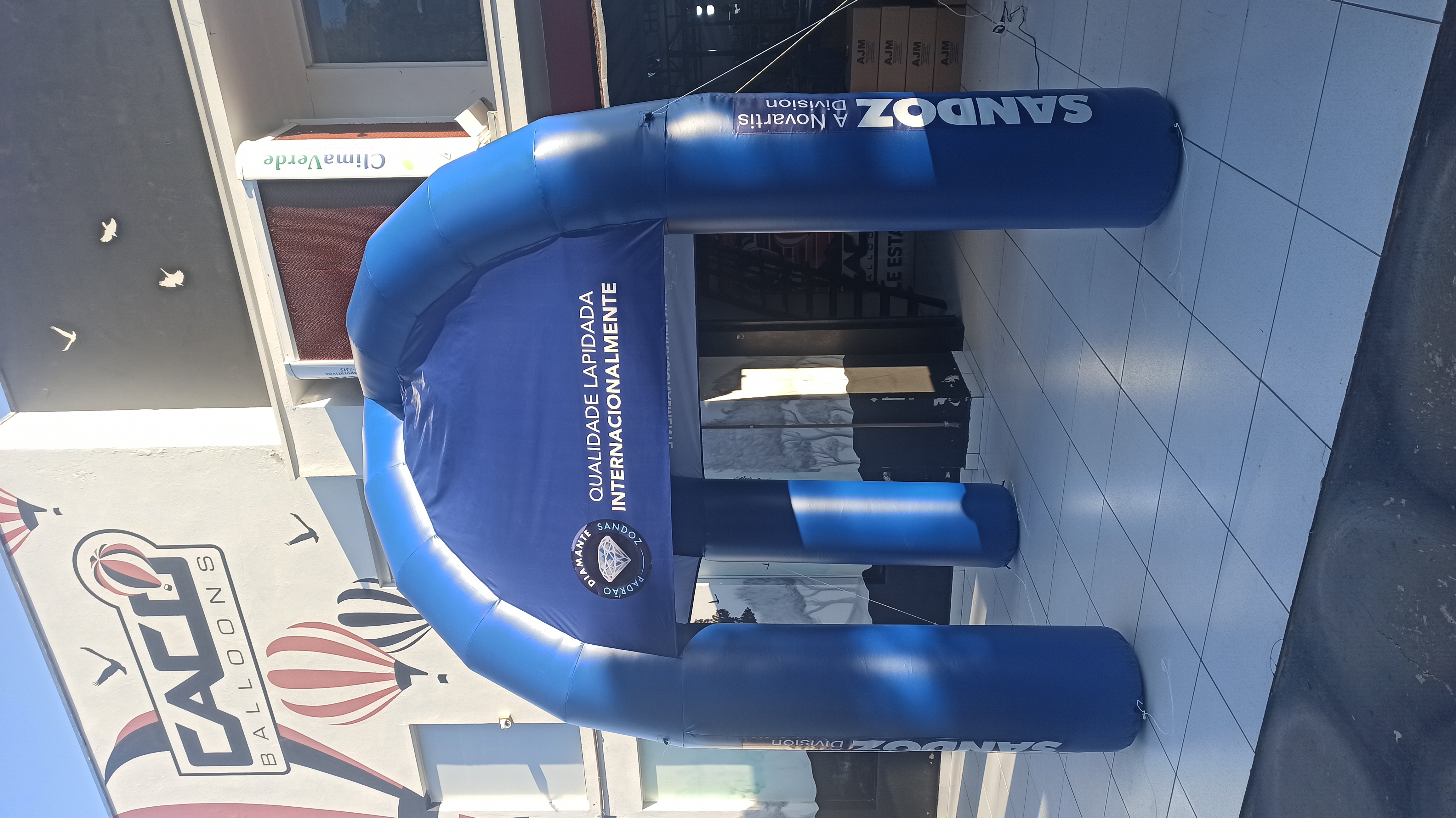 TENDA REDONDA INFLAVEL 2.3x2.3 (IMPRESSÃO PARCIAL)