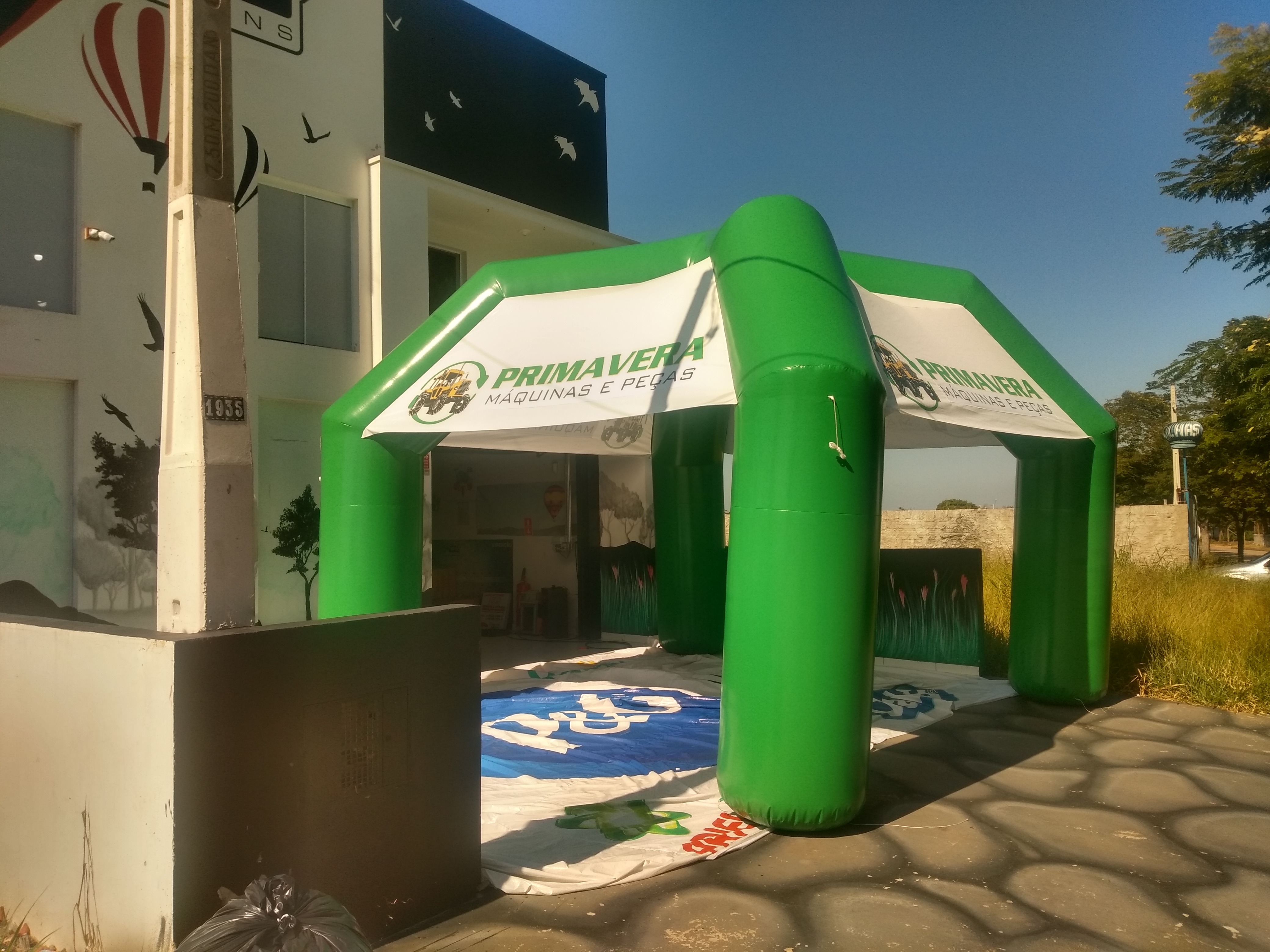 TENDA 3X3 INFLÁVEL (IMPRESSÃO PARCIAL)