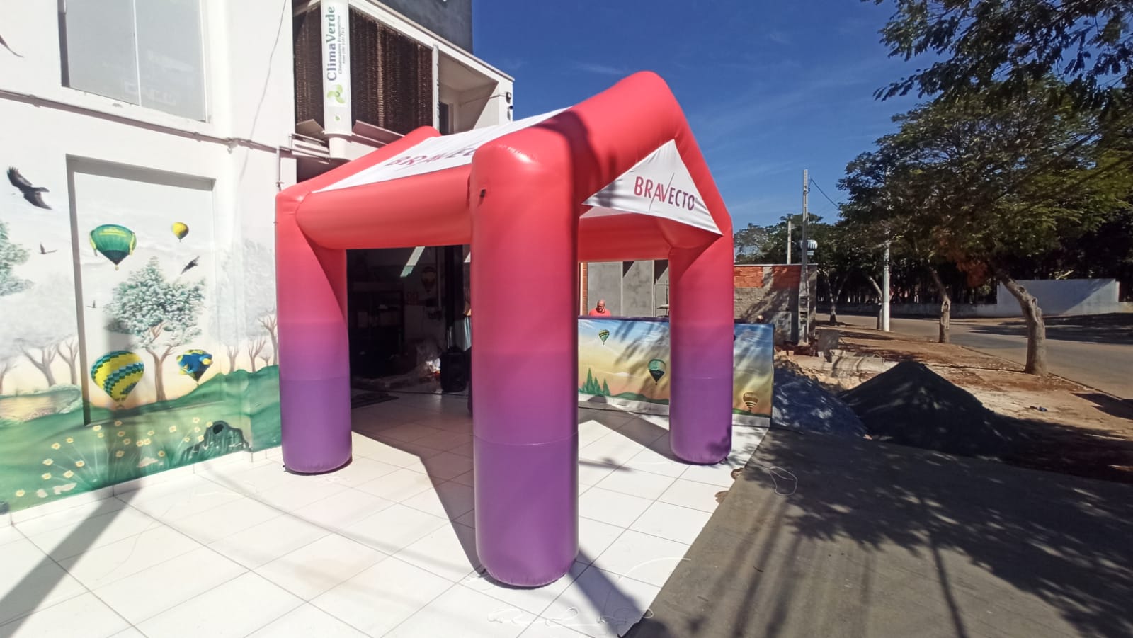 TENDA PIRAMIDE 4X4 (IMPRESSÃO TOTAL)