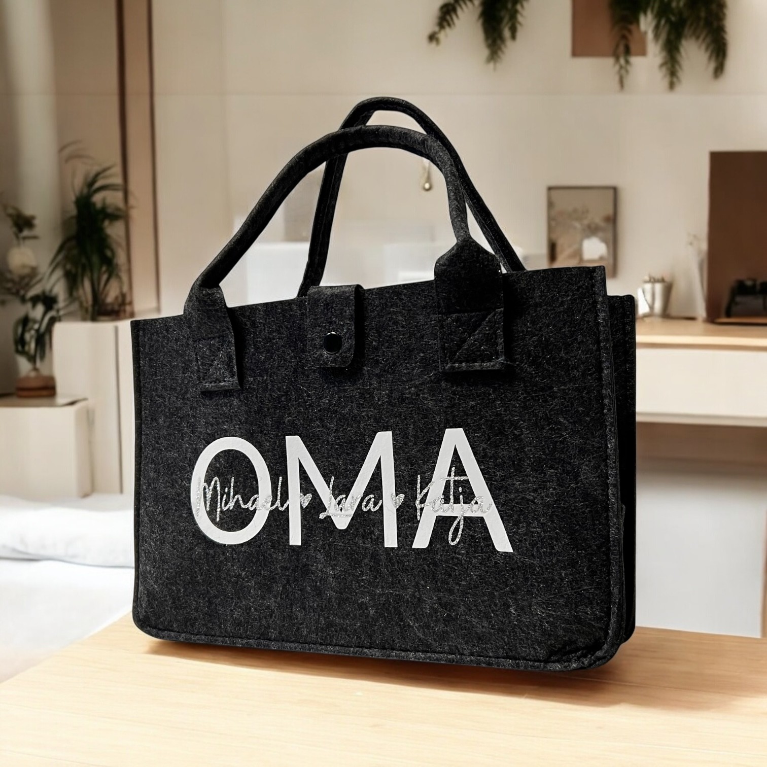 Personalisierte Filztasche "OMA"