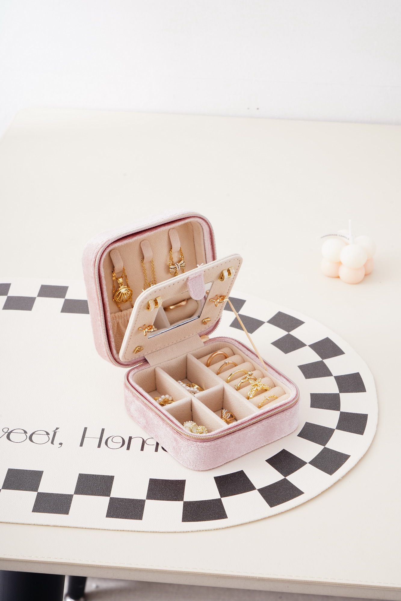 Schmuckkästchen aus Samt mit Spiegel - Klein