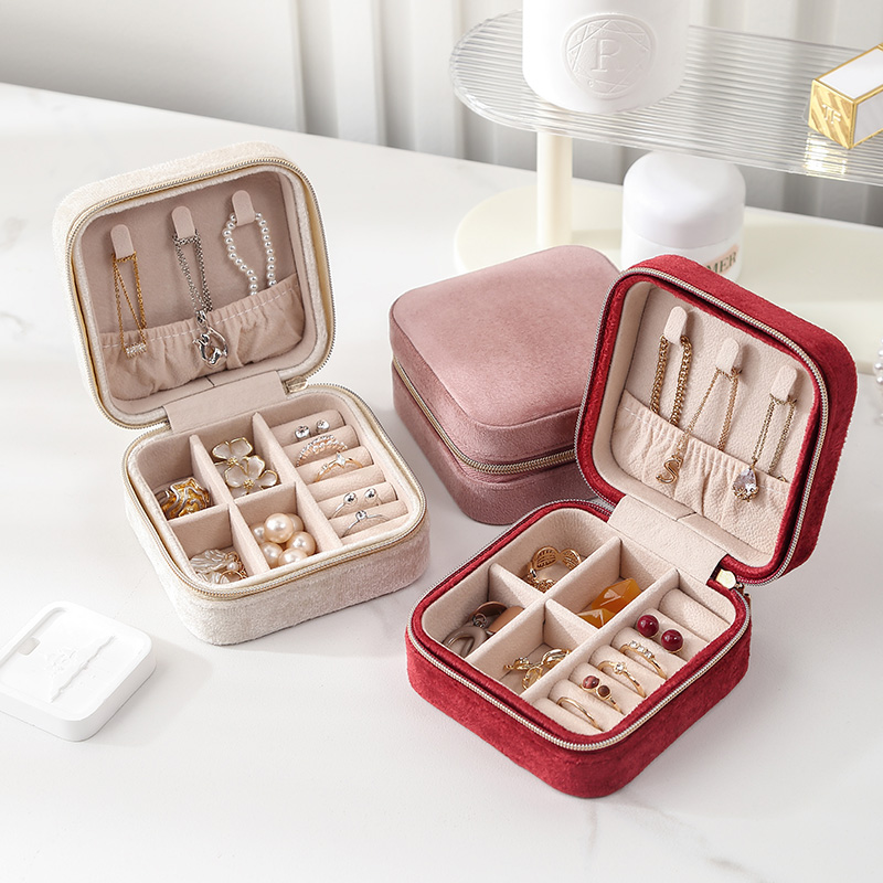 Schmuckkästchen aus Samt - Klein