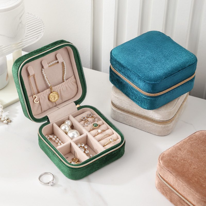 Schmuckkästchen aus Samt - Klein