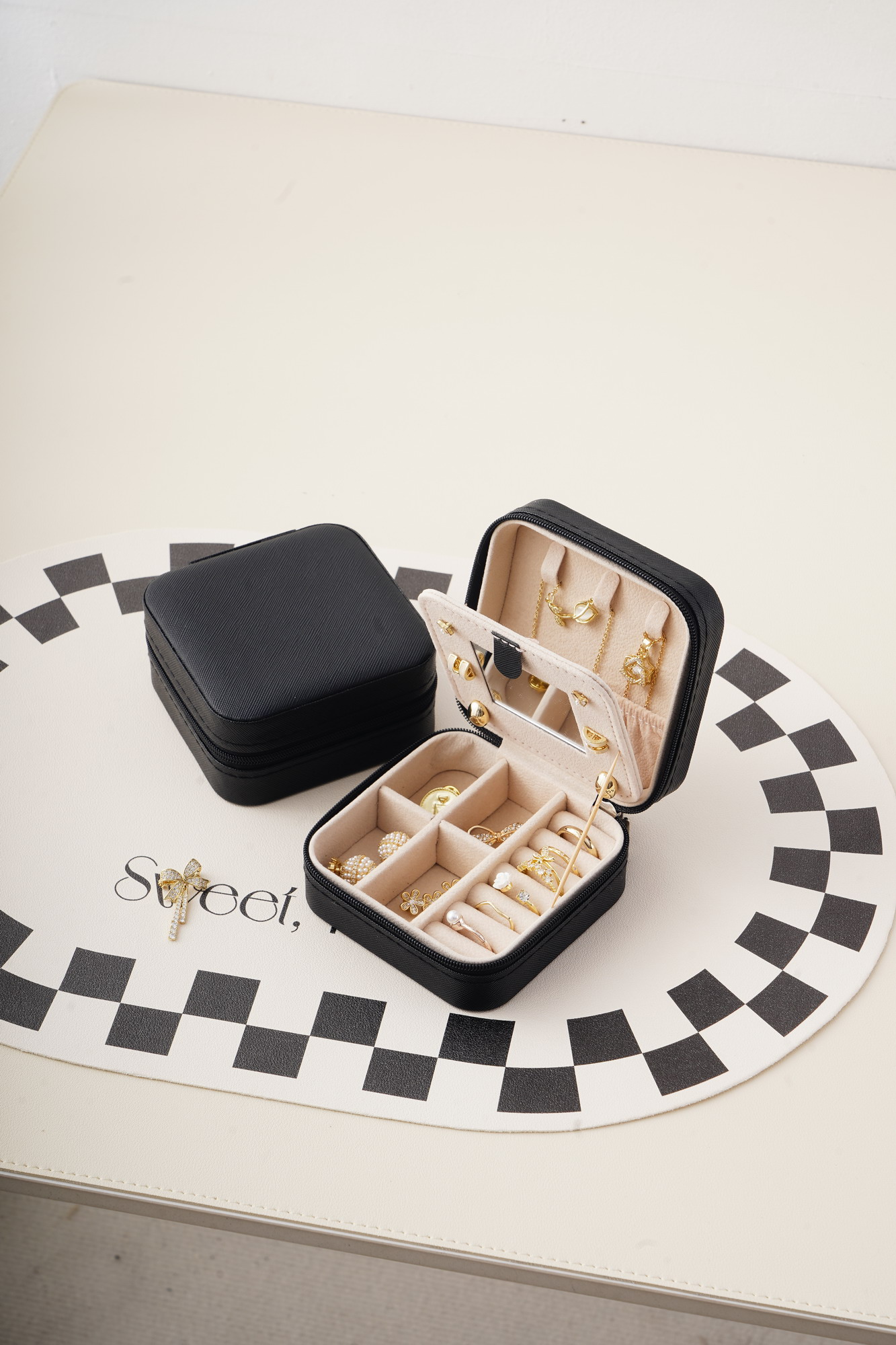 Schmuckbox PU-Leder mit Spiegel - Klein