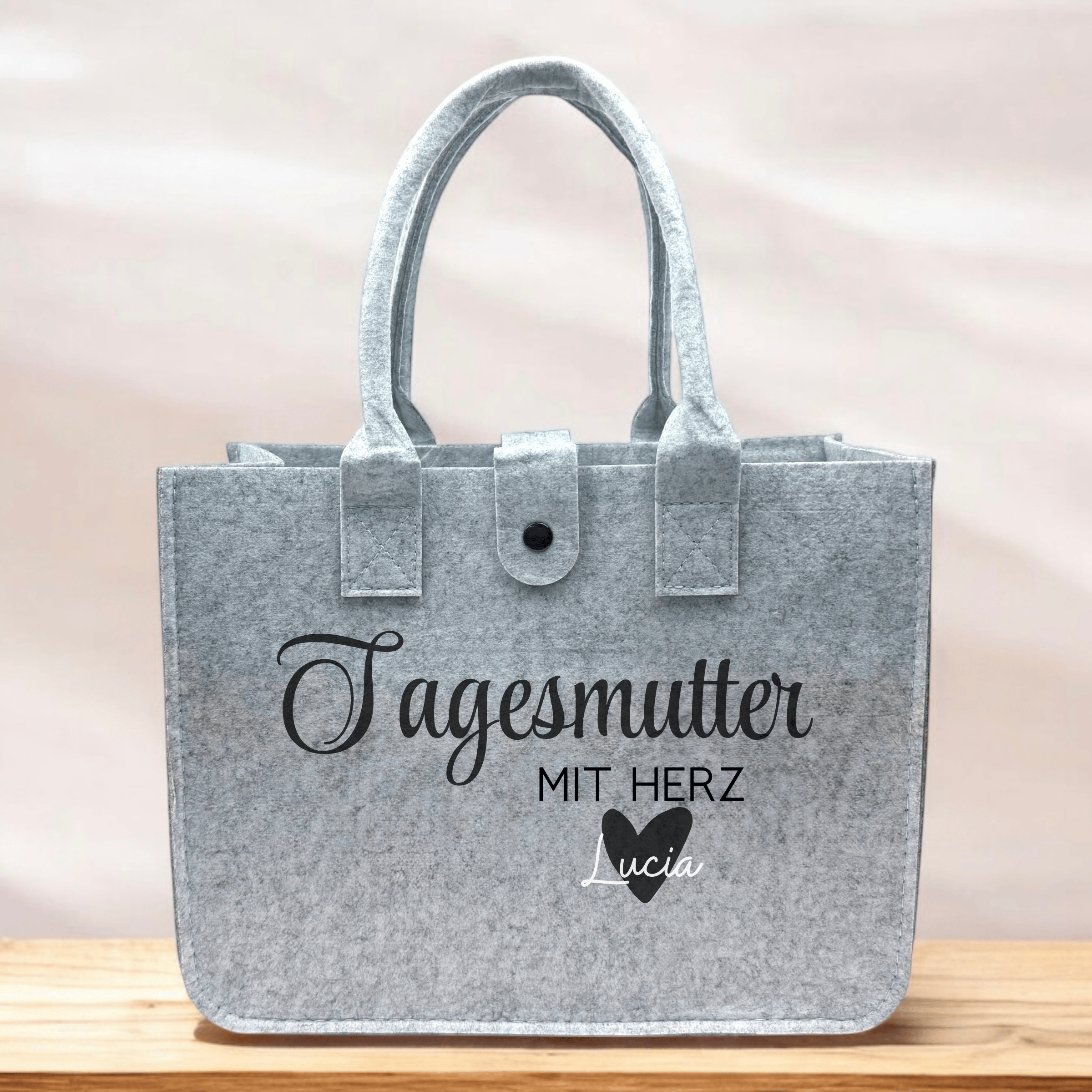 Lehrerin mit Herz Filztasche: Personaliserte Tasche mit Namen, Geschenke für Lehrer und Lehrerinnen