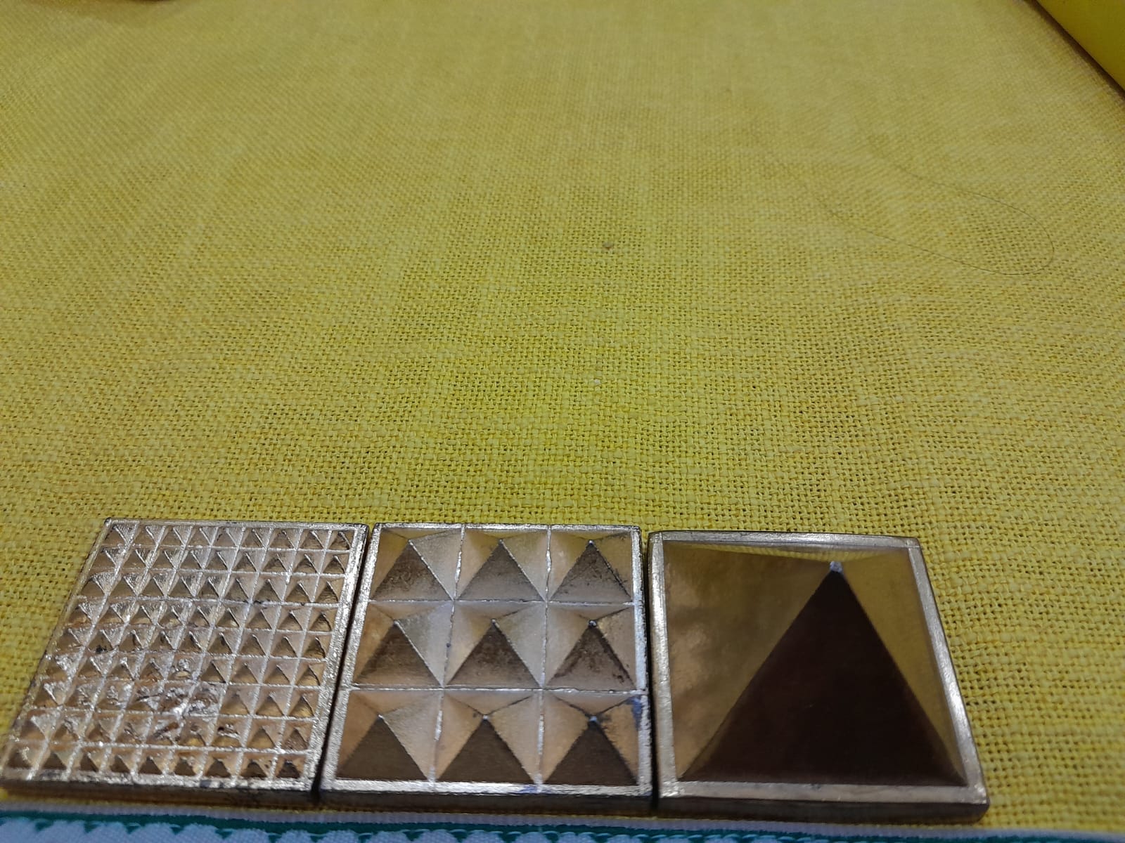 Reiki Metal pyramid wish grid