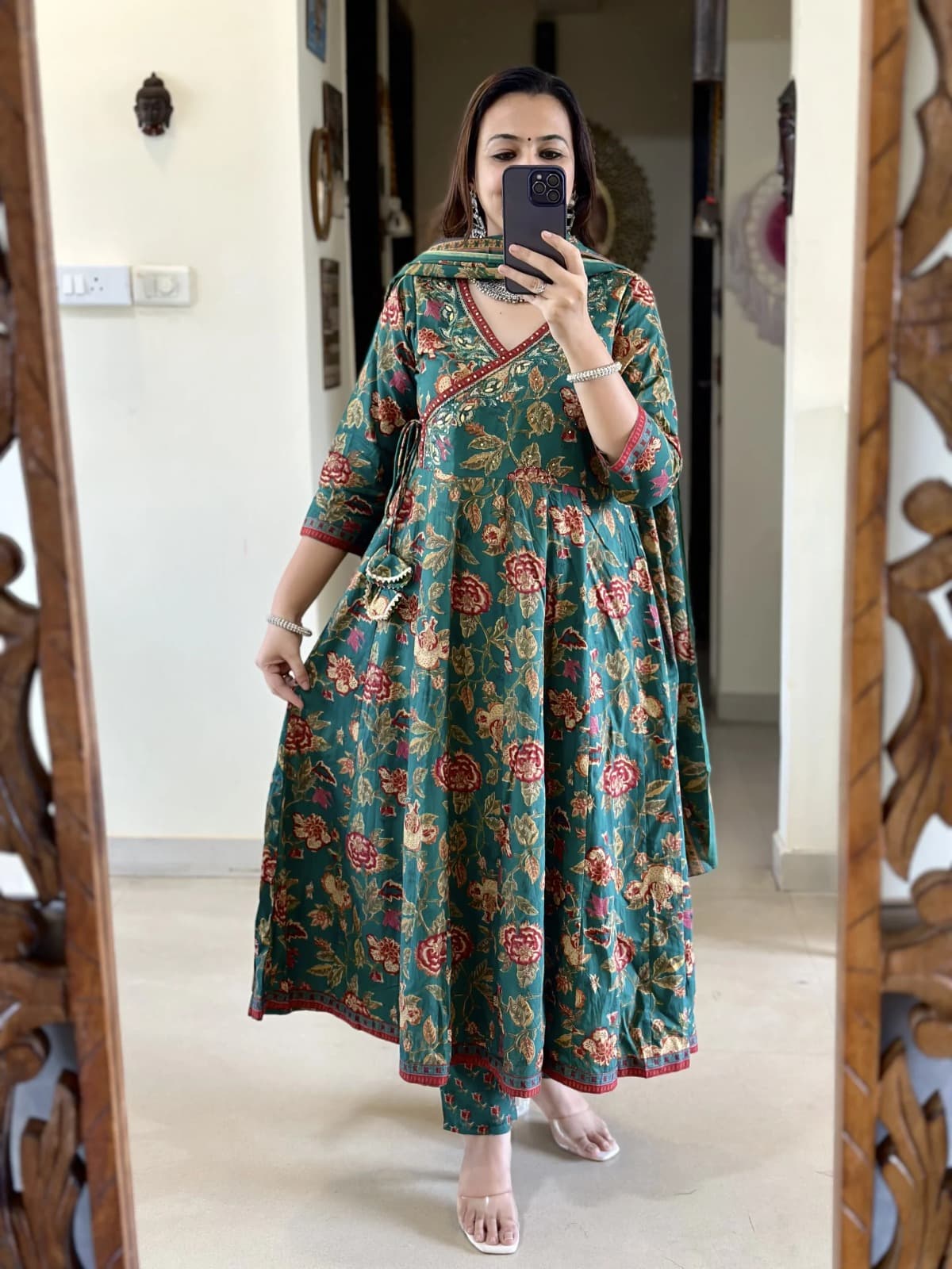  Beautiful  three piece suit 