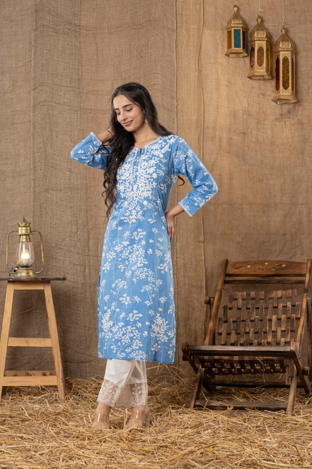 Lucknowi chikankari Kurti Pant Set