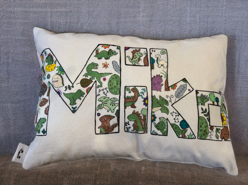 Handgezeichnete Namenskissen 