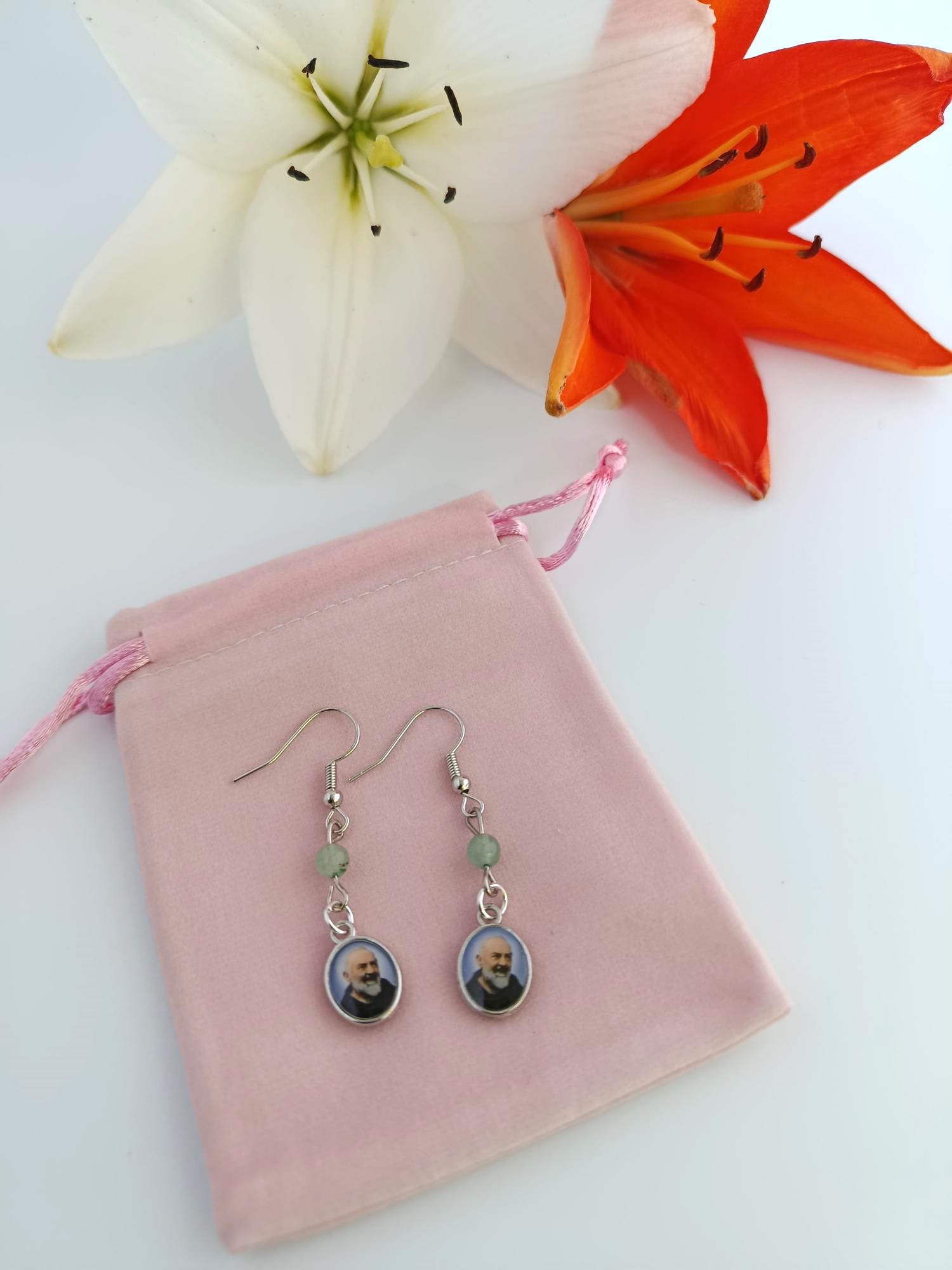 Boucles d’oreilles Padre Pio & Pierres Naturelles – Fait main