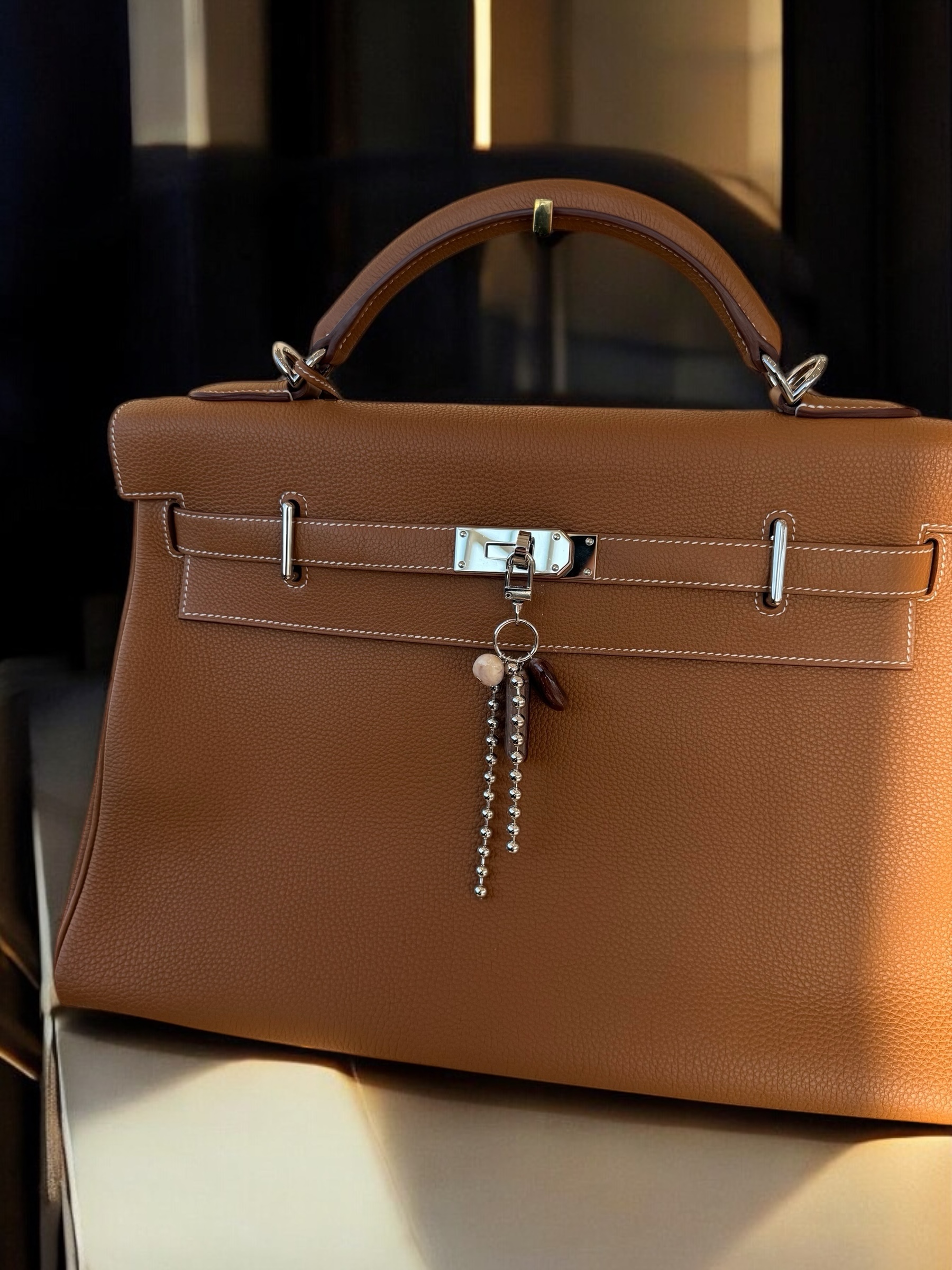 Mira Charm - Brown