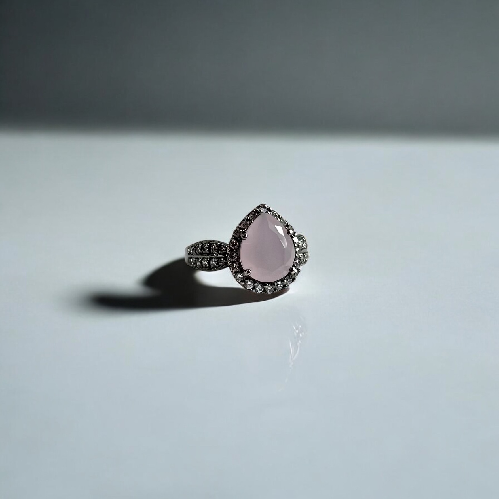 Pink Quartz 18K Black Gold Size 5 Ring