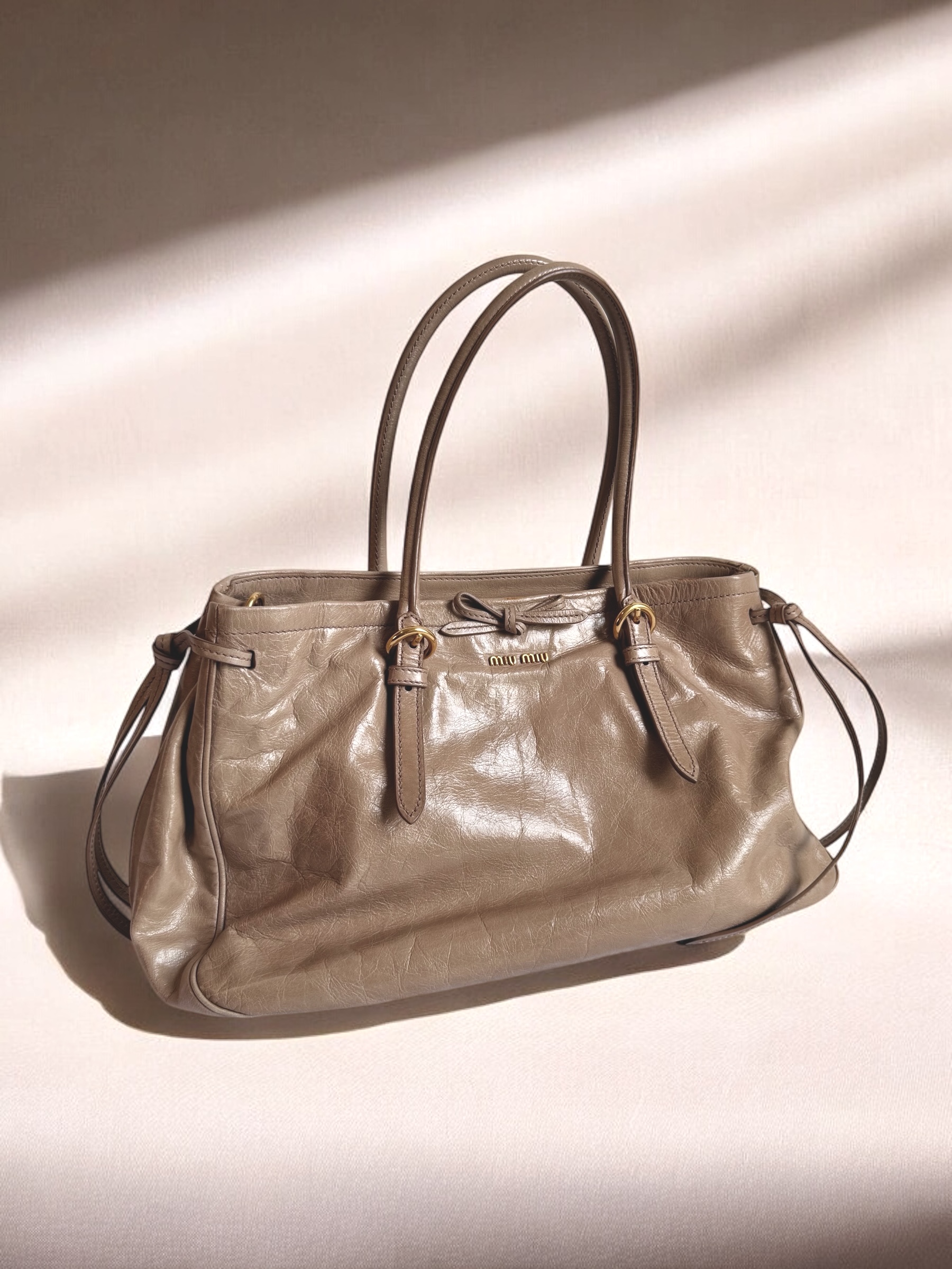 Miu Miu Vitello Shine Bow Tote