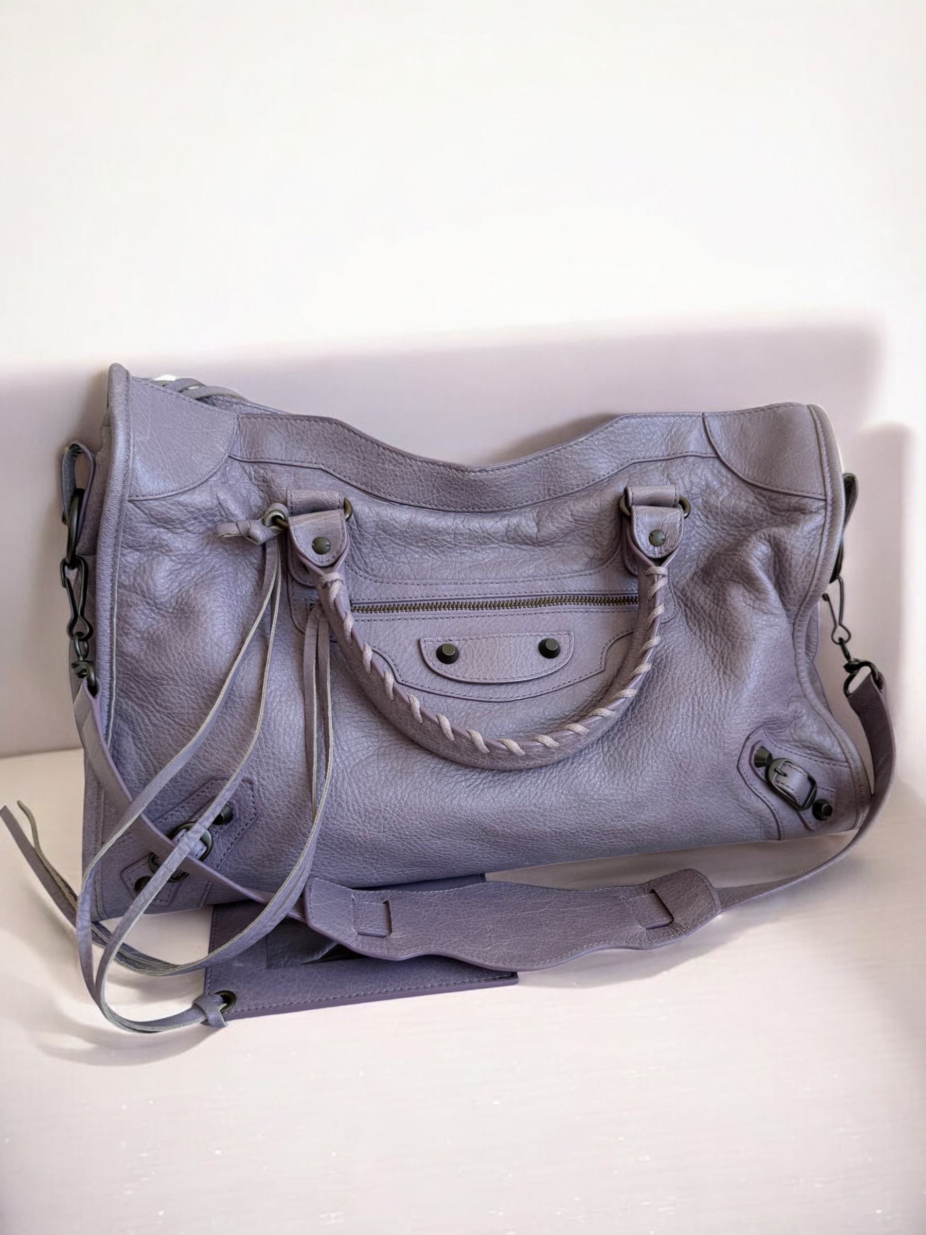 Lilac Purple Classic Medium Balenciaga City Bag
