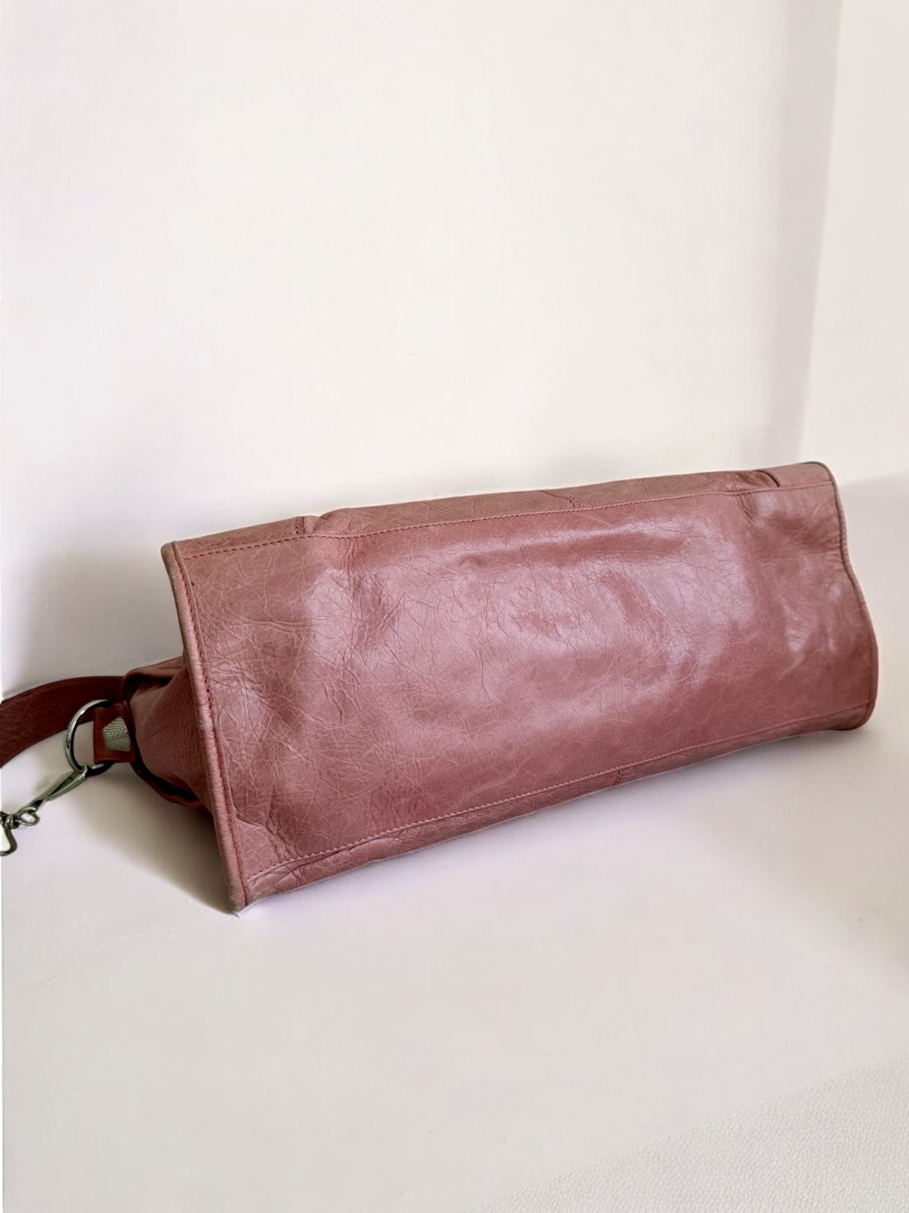 Dusty Rose Medium Balenciaga City Bag