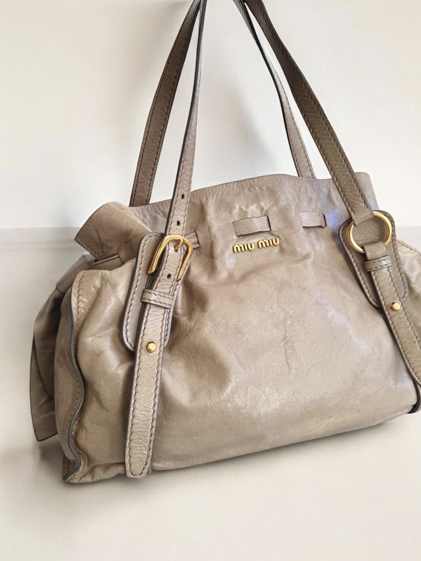 Miu Miu Vitello Lux Bow Shoulder Tote Bag