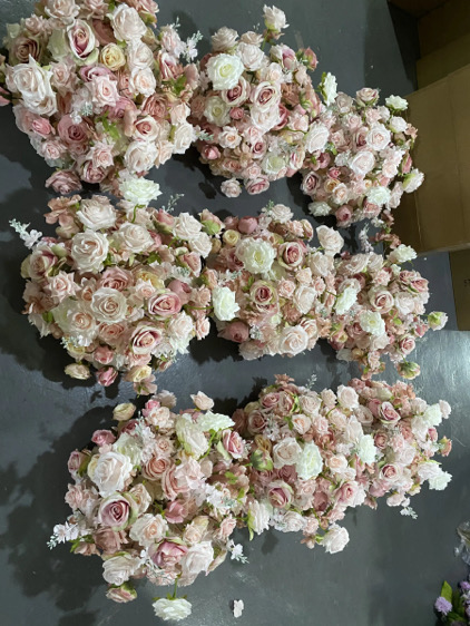 4hrs-6 Blush Pink and White Center pieces rental